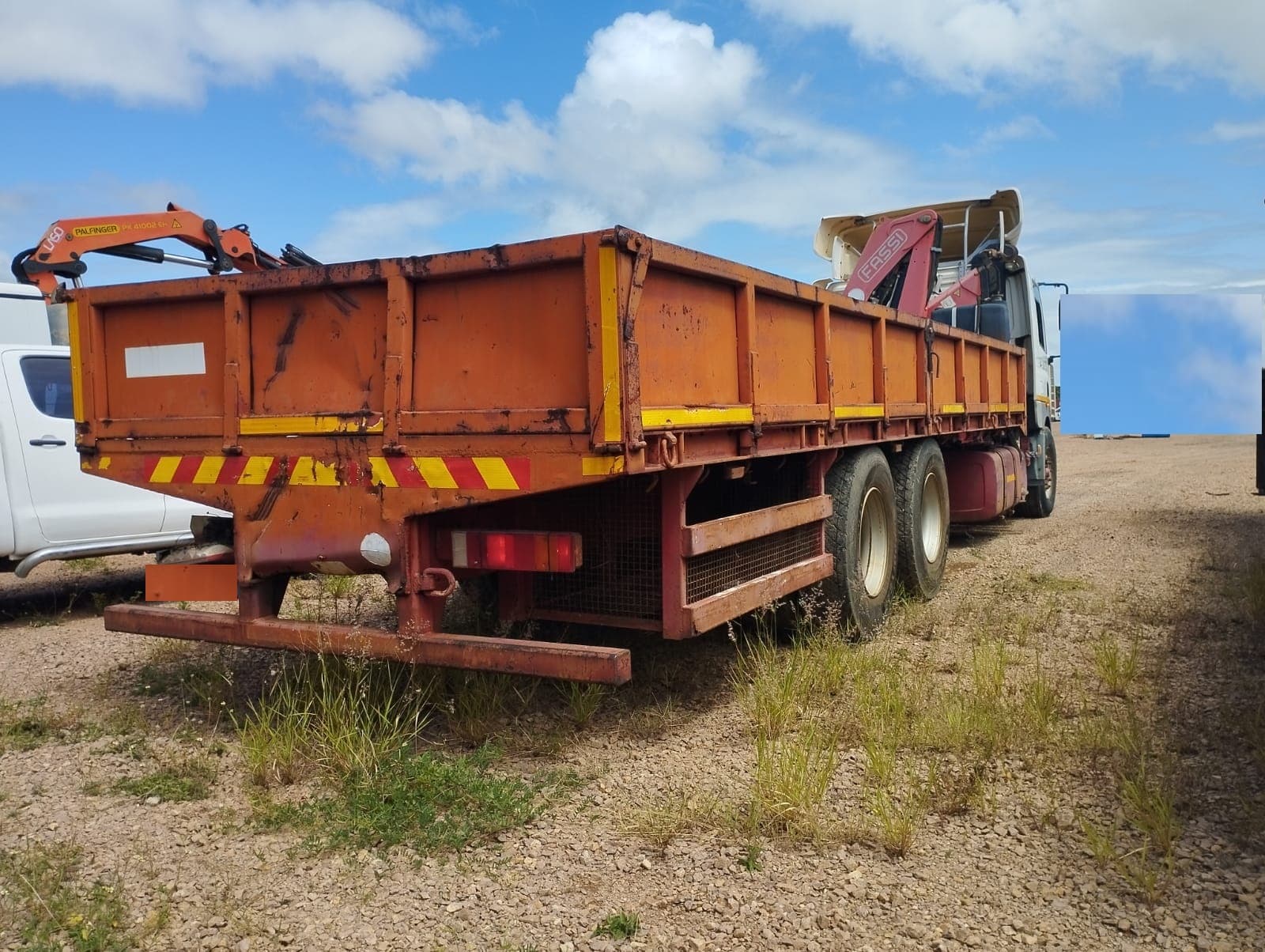 DAF CF380 — imagem 18