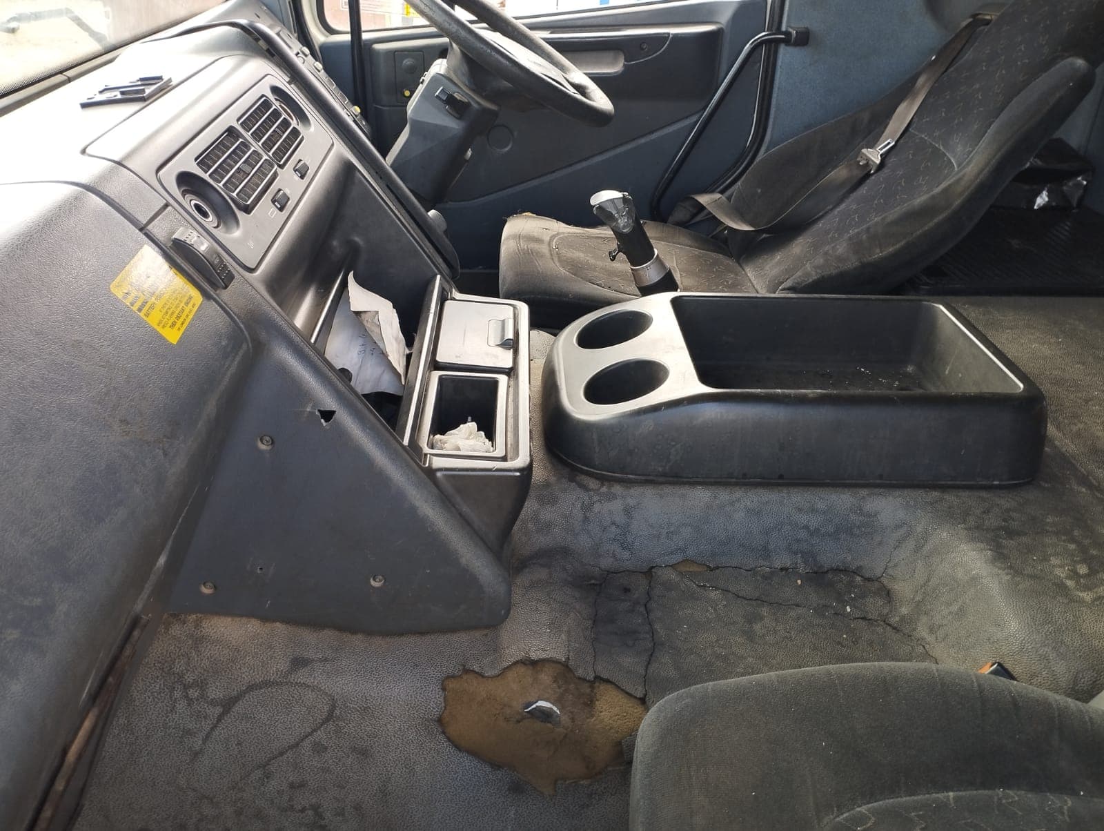 DAF CF380 — imagem 11