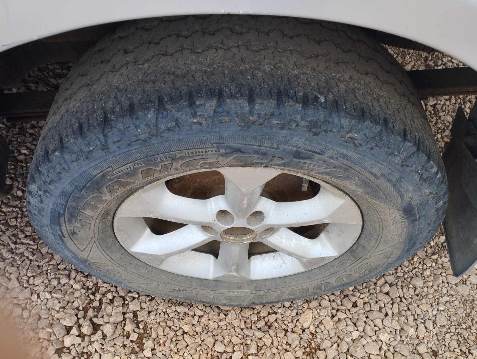 Nissan Navara · Ano 2012 — imagem 11