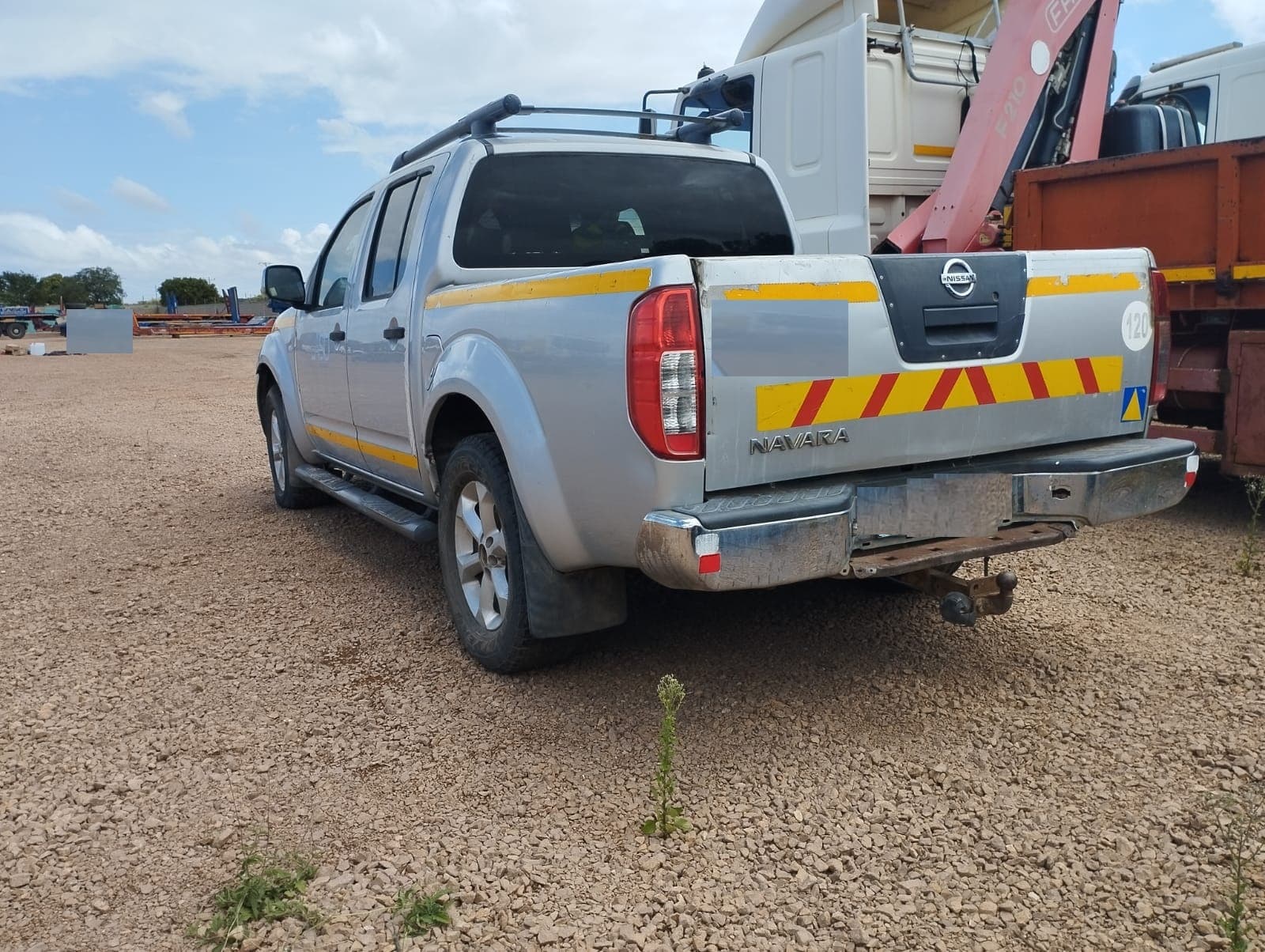 Nissan Navara · Ano 2012 — imagem 7