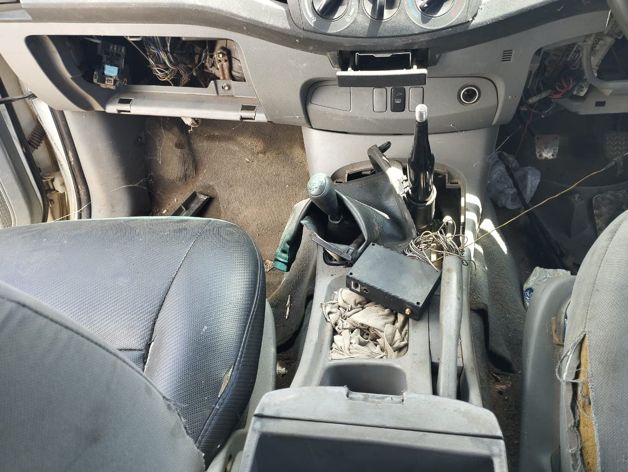Toyota Hilux · Ano 2007 — imagem 4