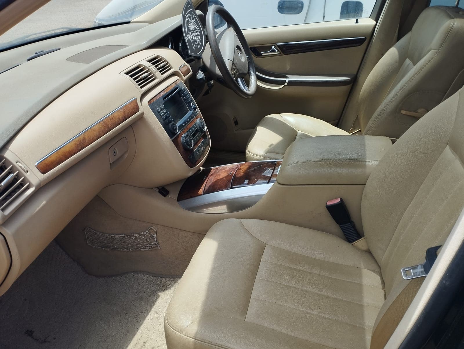 Mercedes Benz R 350 4Matic — imagem 14