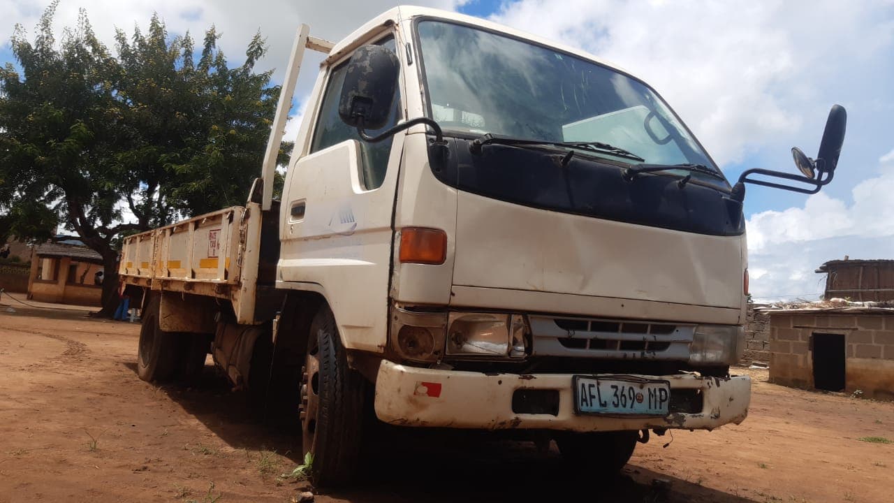 Toyota Dyna · Ano 1998 — imagem 3