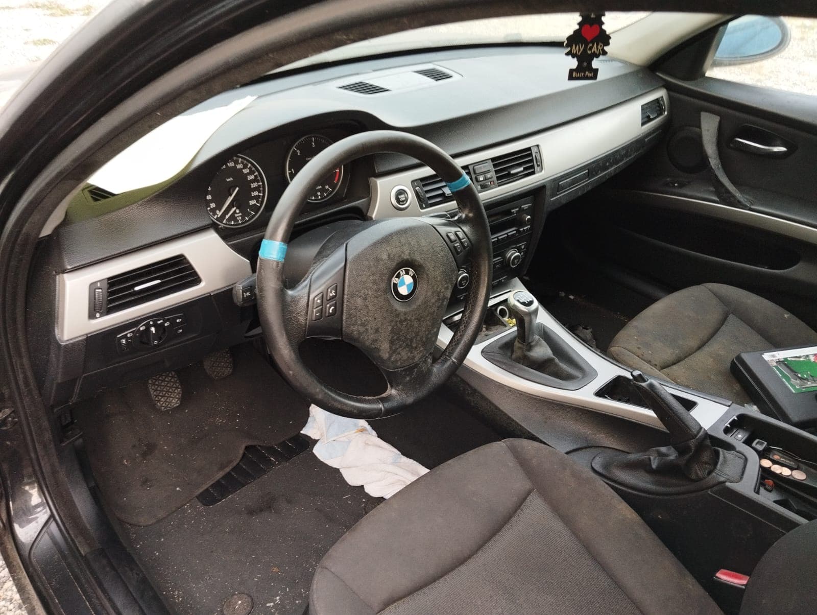 BMW 320D · Ano 2008 — imagem 15