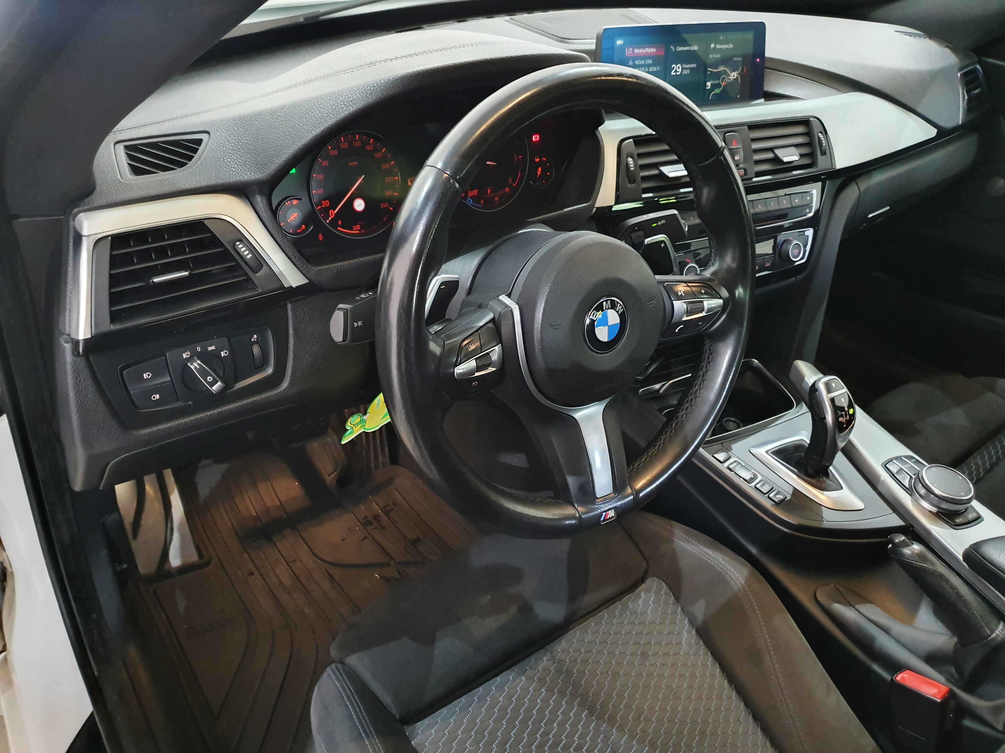 BMW 320D GT D Pack M · Ano 2017 — imagen 34