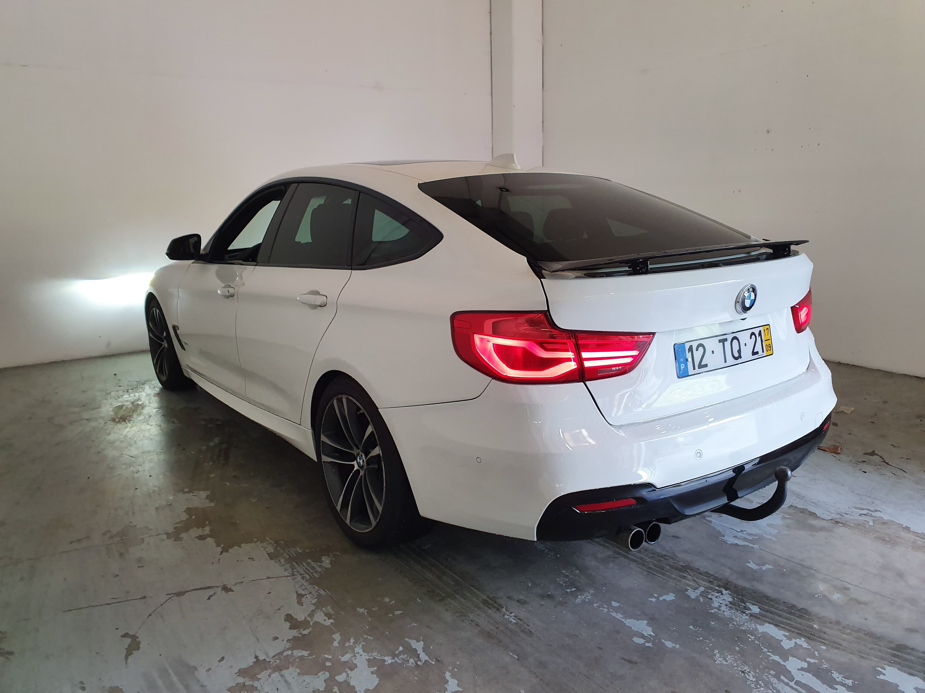 BMW 320D GT D Pack M · Ano 2017 — imagen 6