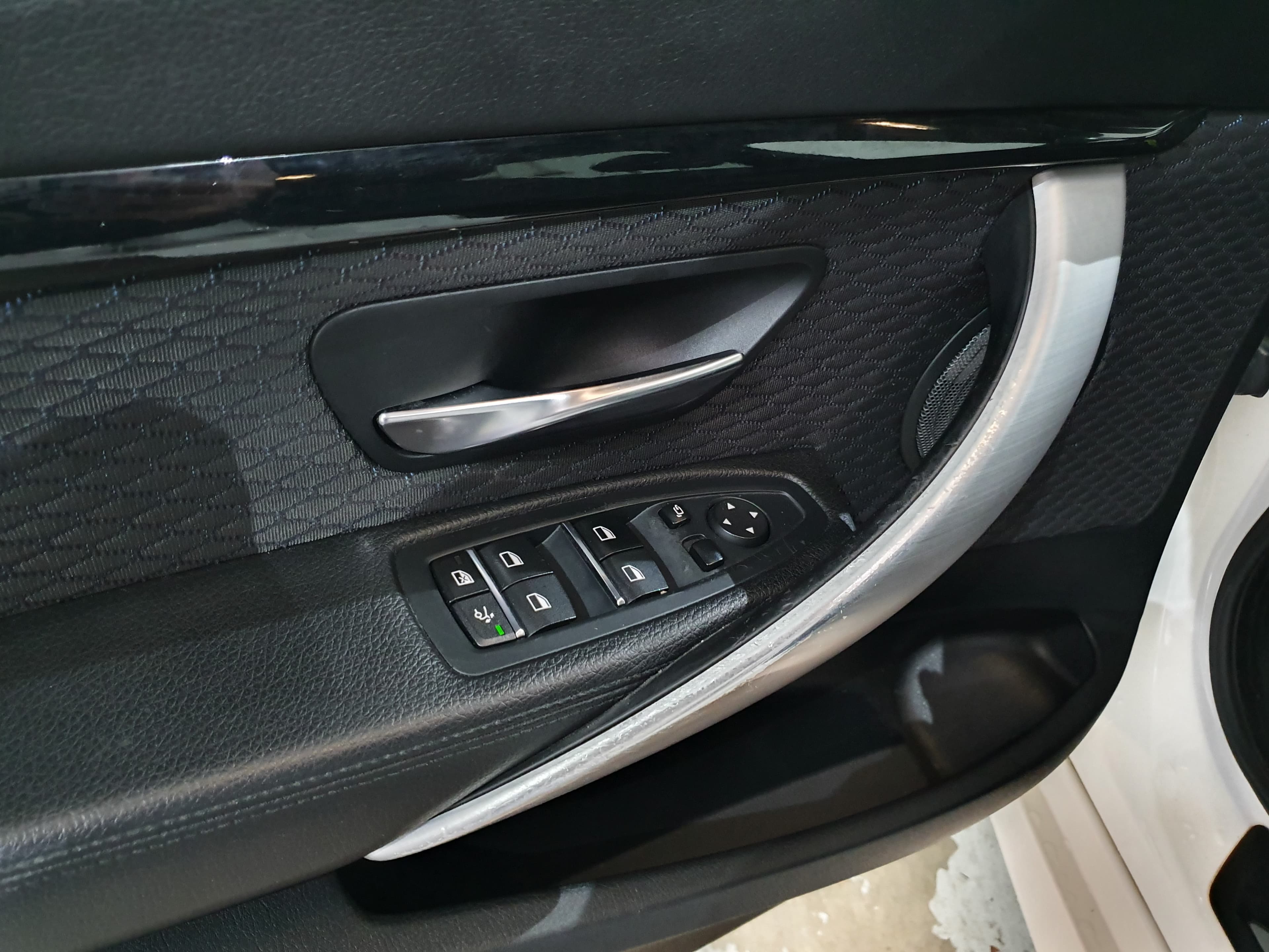 BMW 320D GT D Pack M · Ano 2017 — imagen 21