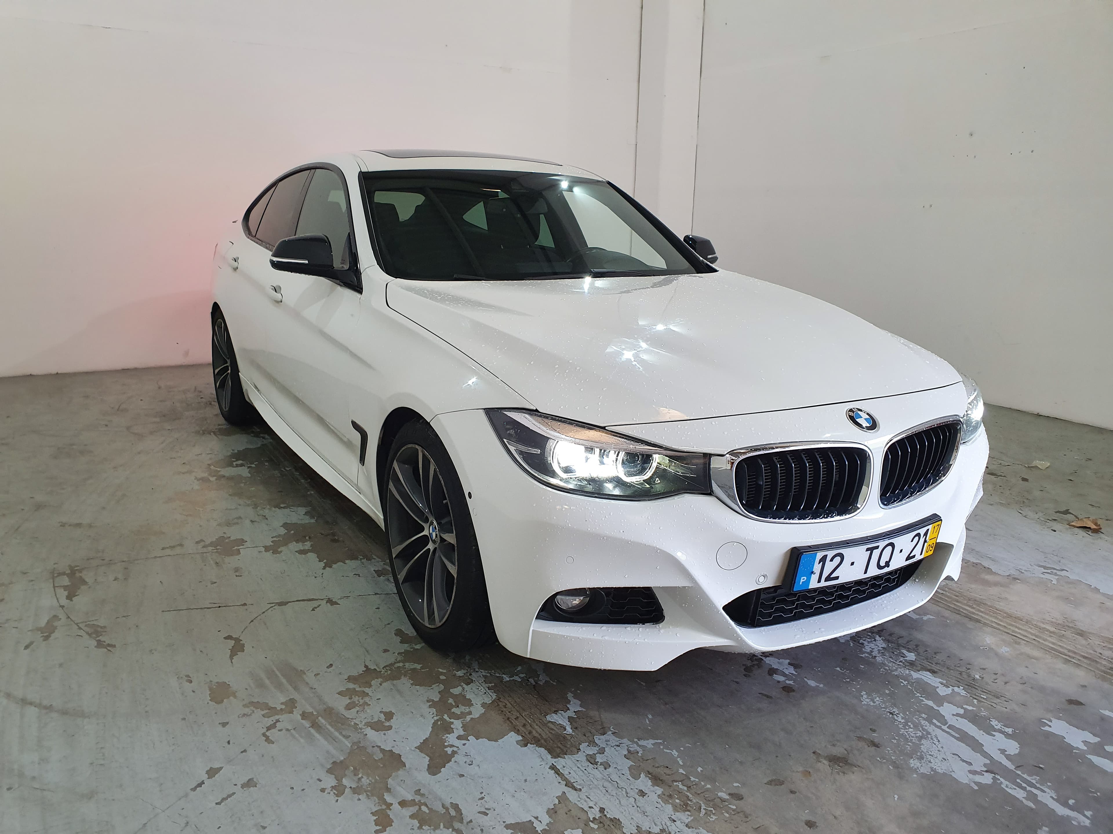 BMW 320D GT D Pack M · Ano 2017 — imagen 1