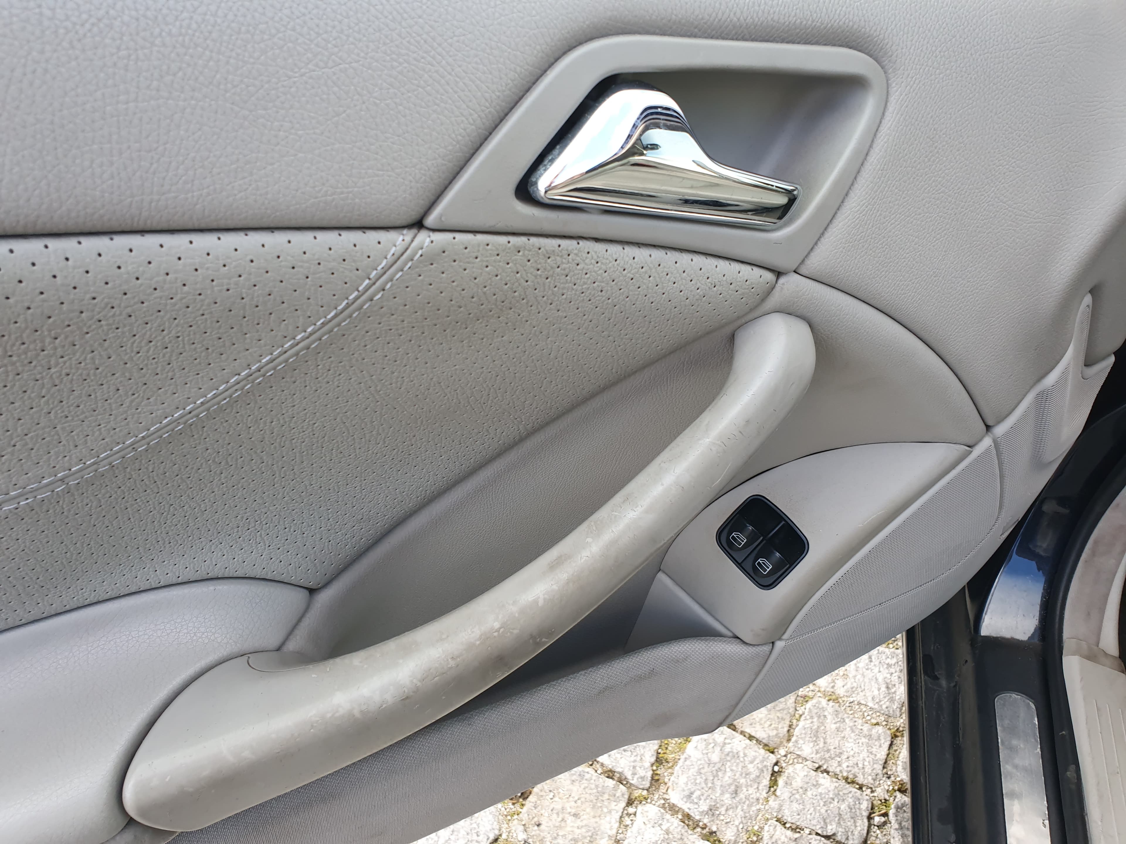 Mercedes-Benz C220 CDI · Ano 2004 — imagen 24
