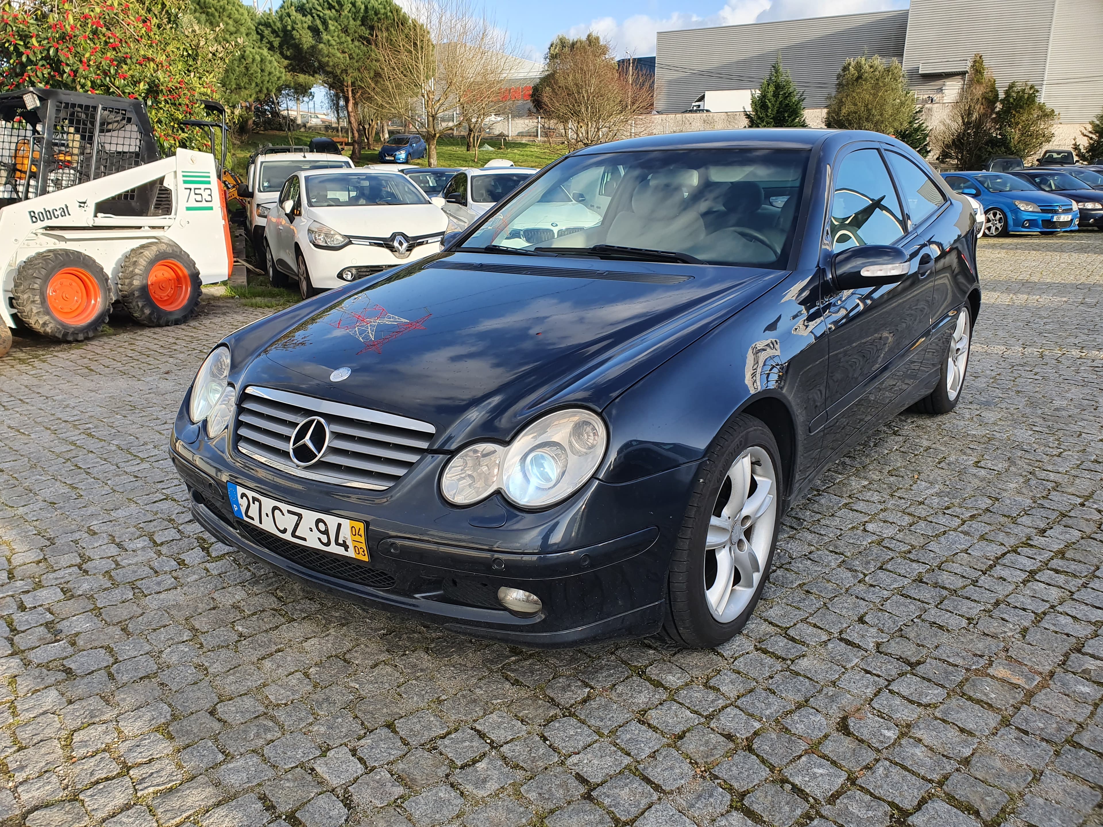 Mercedes-Benz C220 CDI · Ano 2004 — imagen 1