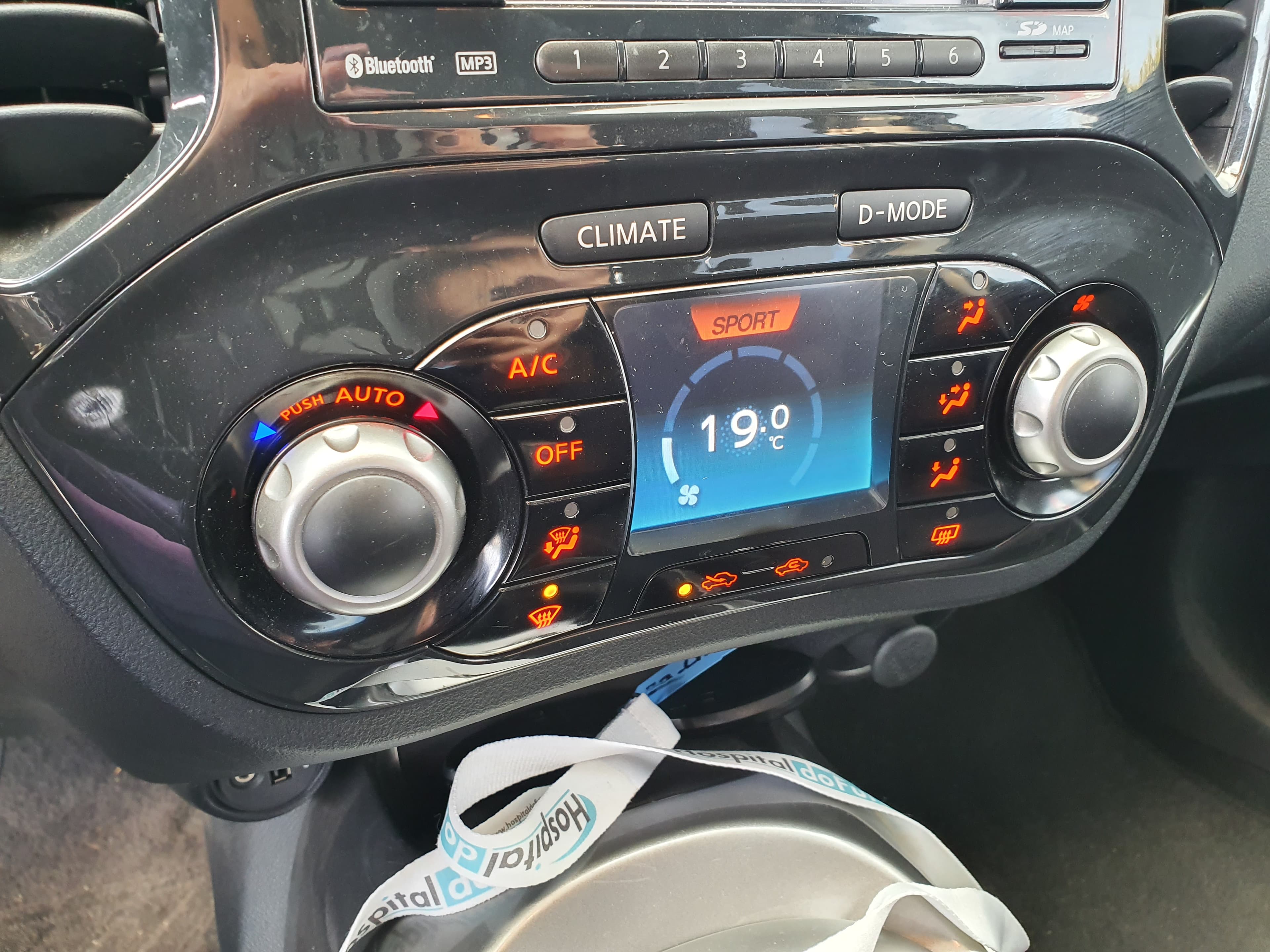 Nissan Juke 1.5 DCI Tekna · Ano 2011 — image 36