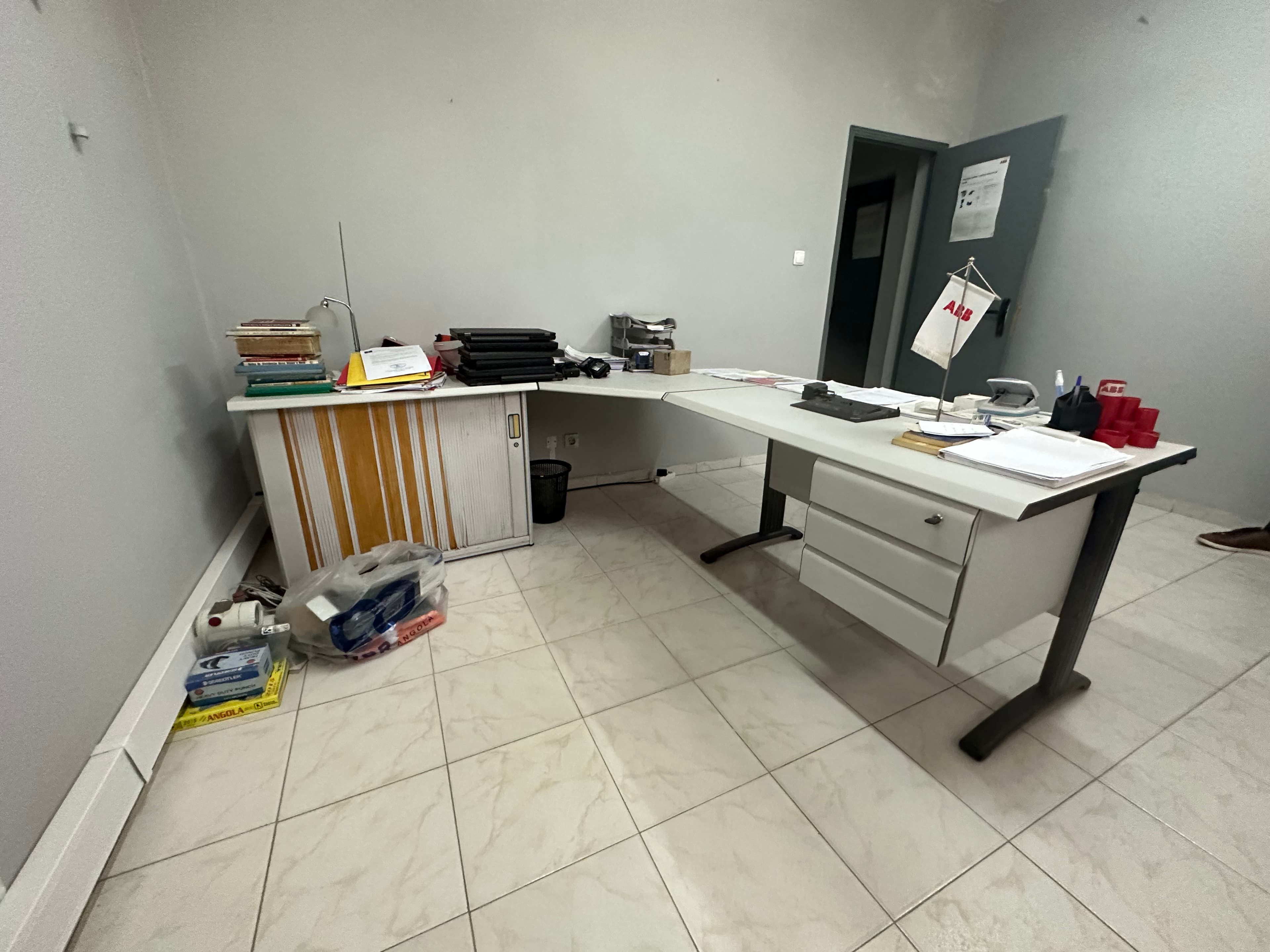 Mesa de escritório — image 4
