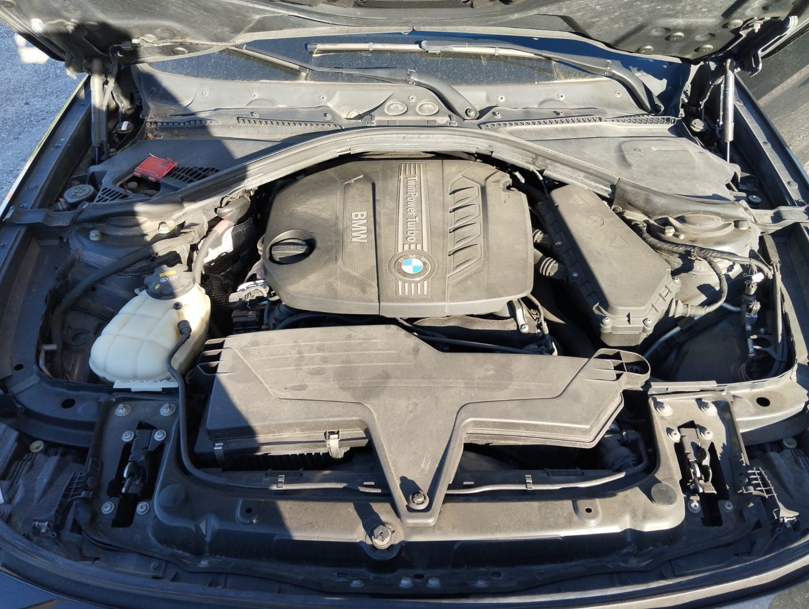 BMW 3 GT 325D · Ano 2014 — image 10