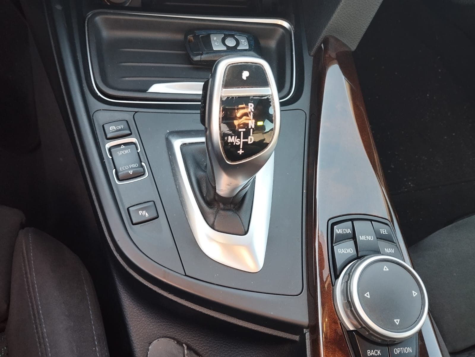 BMW 3 GT 325D · Ano 2014 — image 21