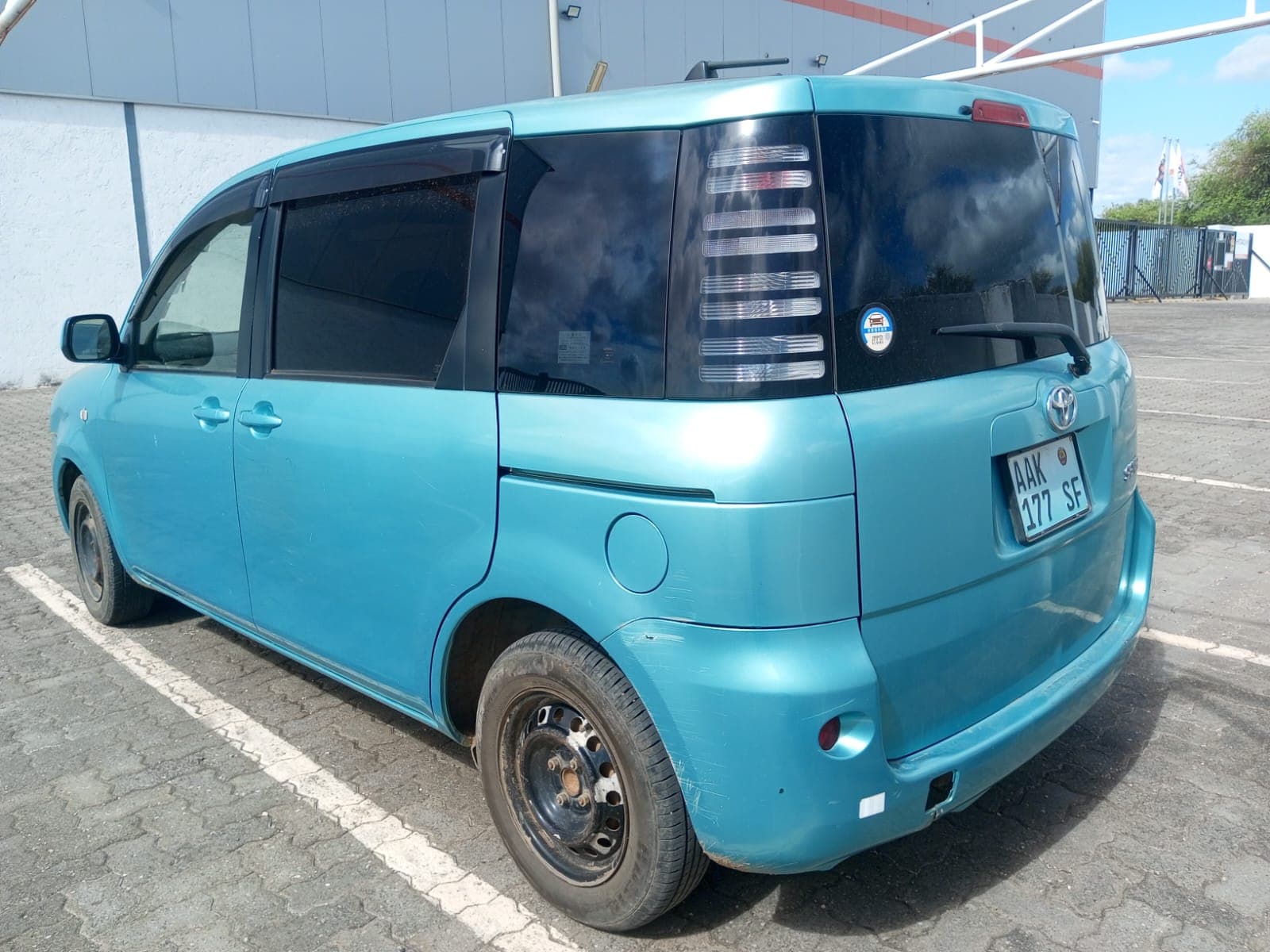 Toyota SIenta — imagen 8