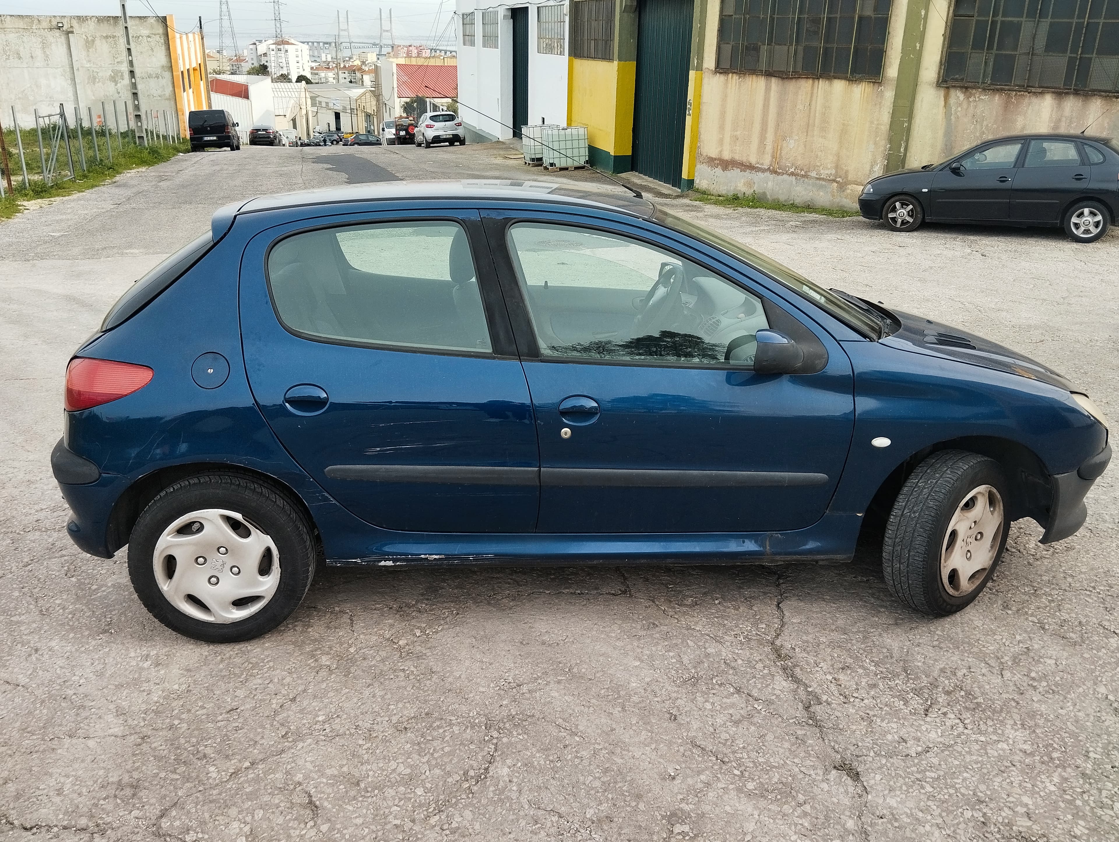 Peugeot 206 · Ano 2002 — imagen 4