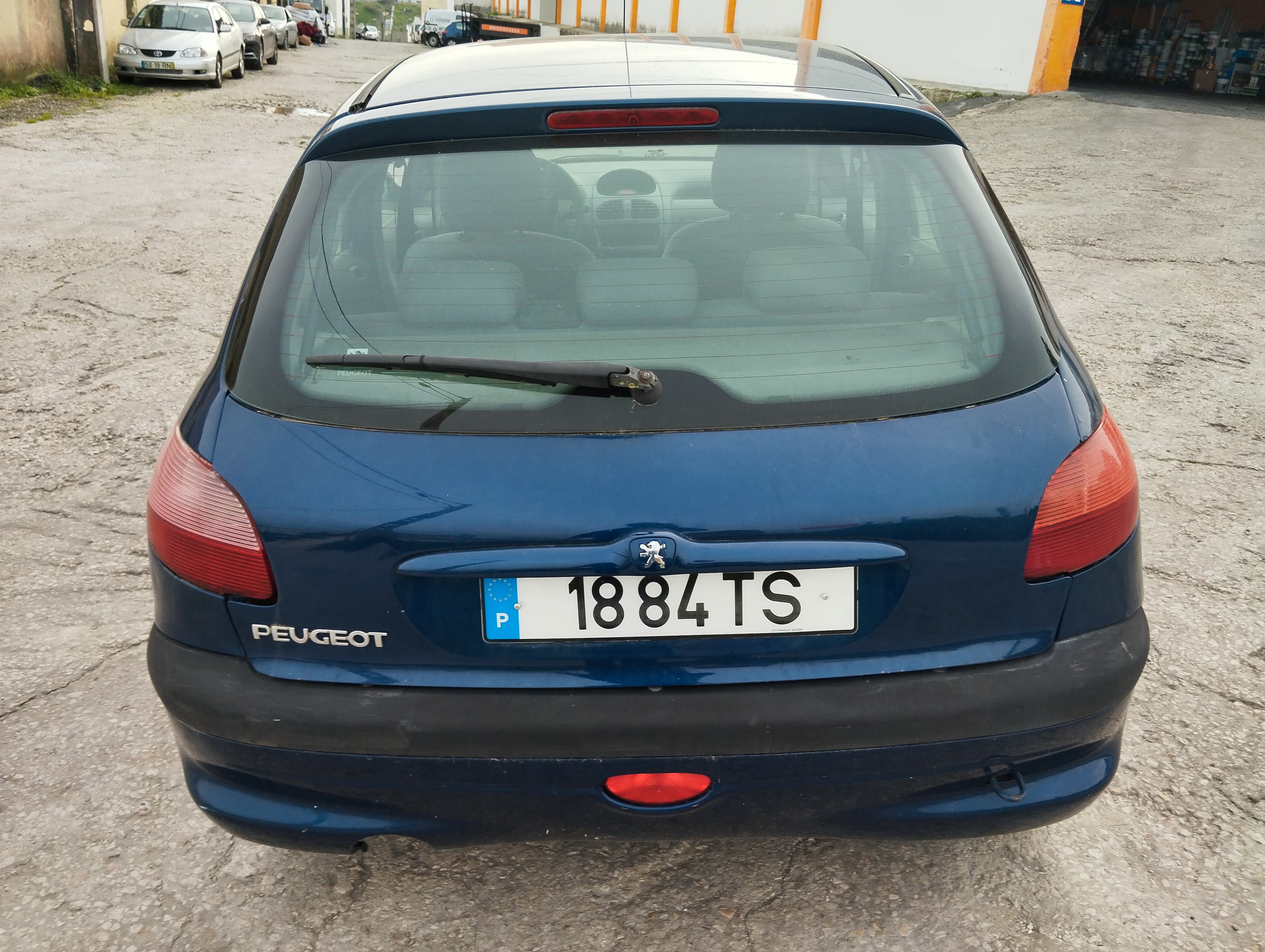Peugeot 206 · Ano 2002 — imagen 6