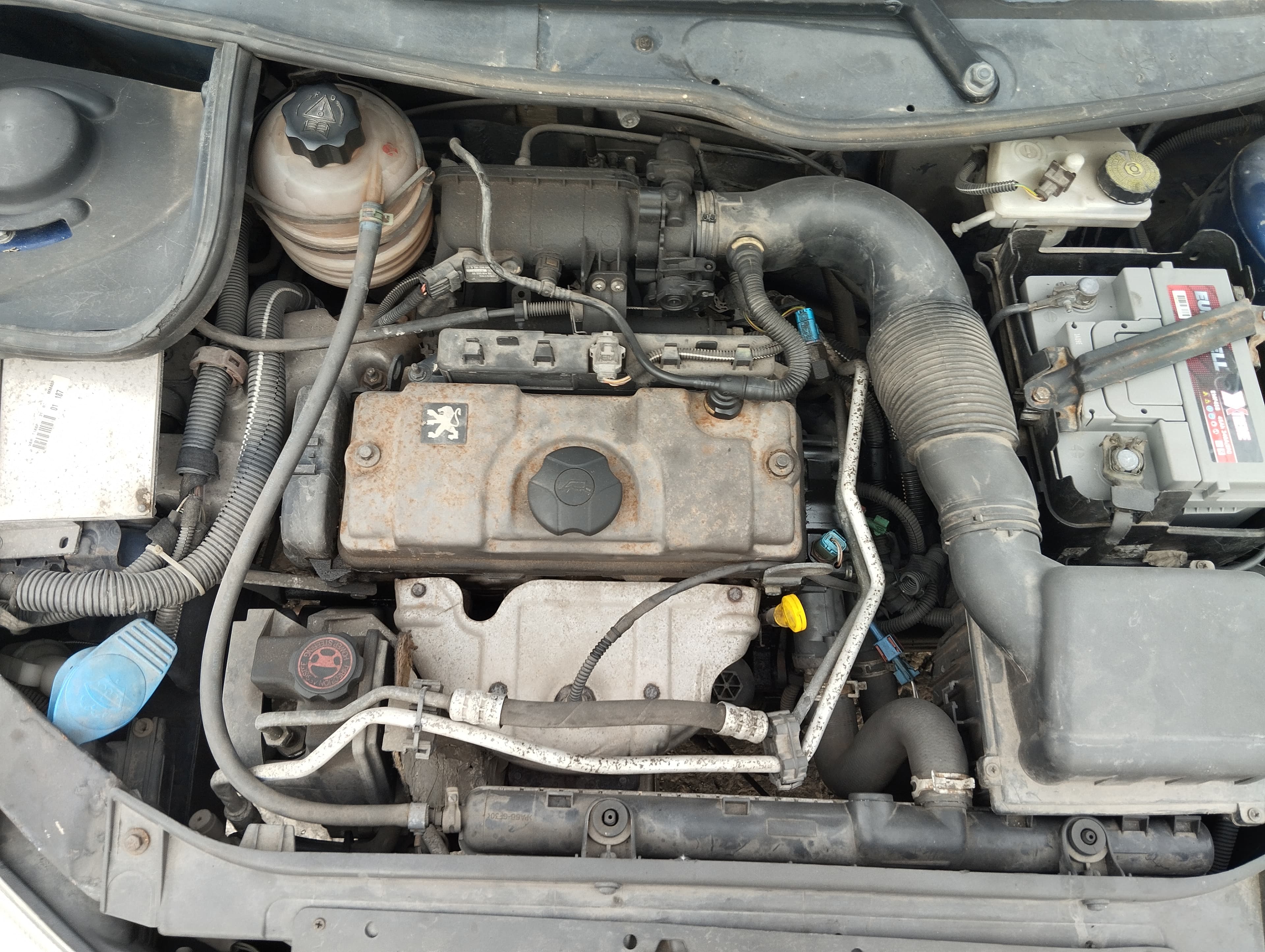 Peugeot 206 · Ano 2002 — imagen 11