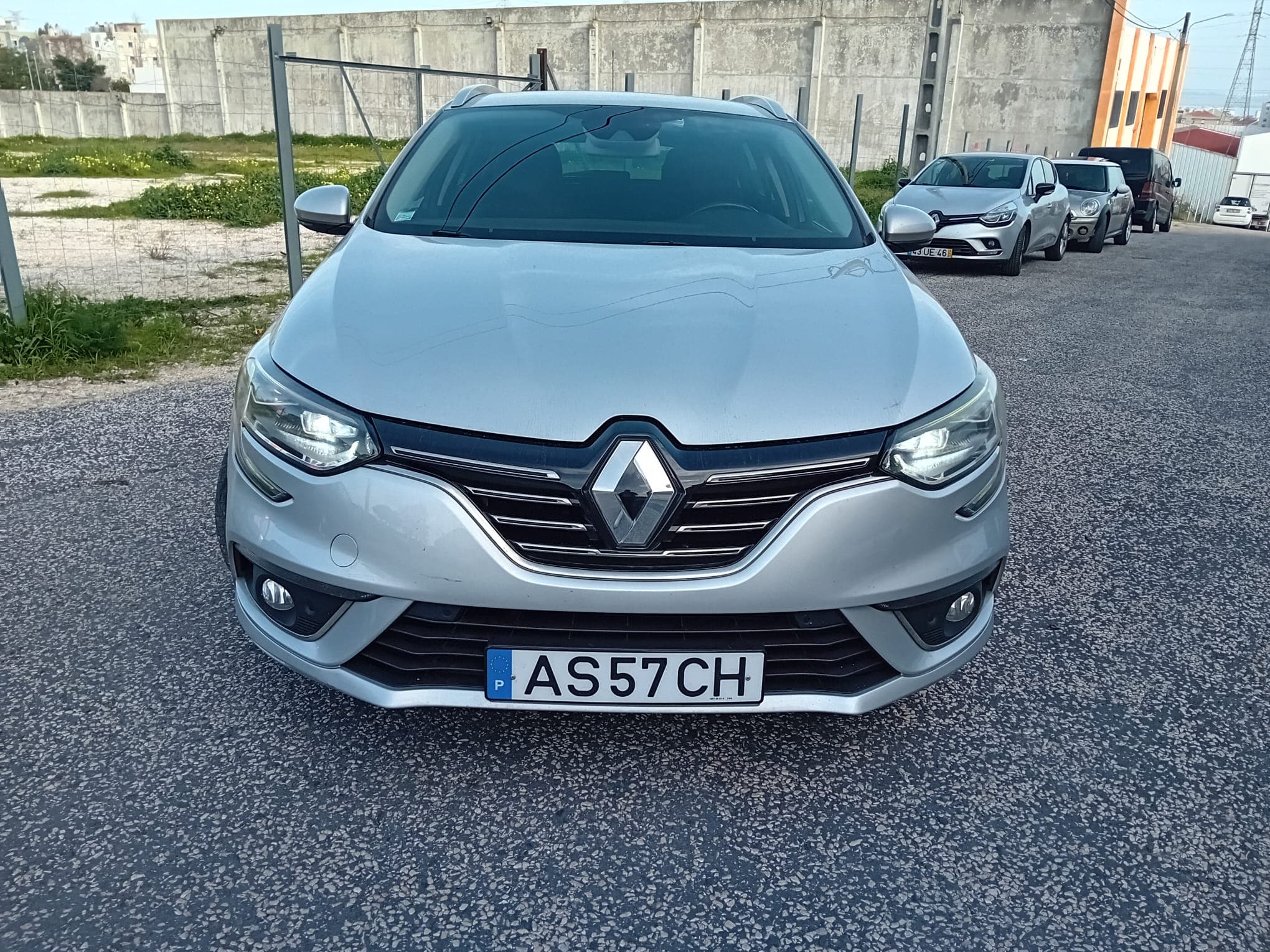 Renault Mégane IV Sport Tourer · Ano 2017 — imagem 4