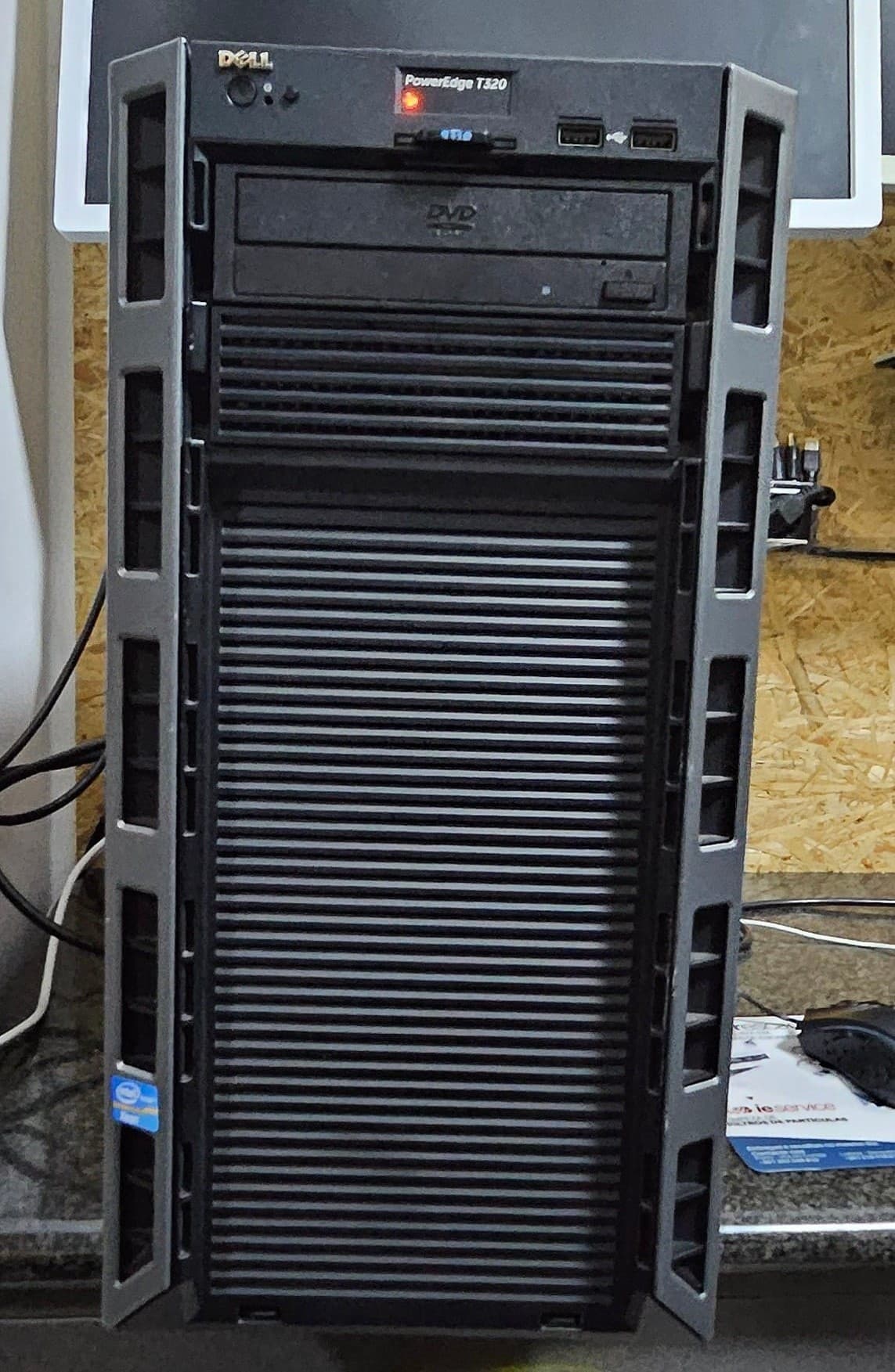 Computador Completo Workstation Dell PowerEdge T320 — imagem 2