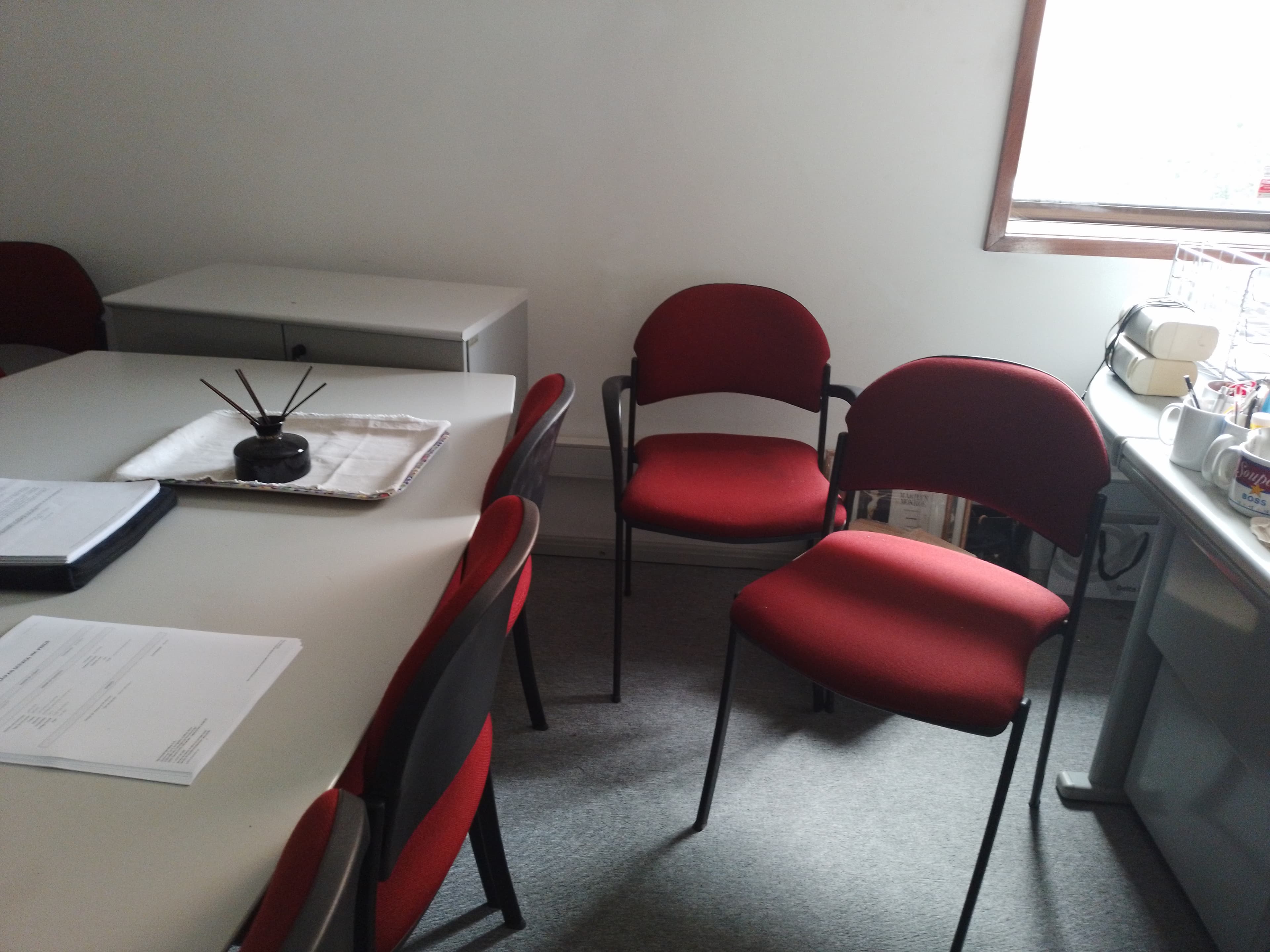 Material Informático · Mobiliário de Escritório — image 18
