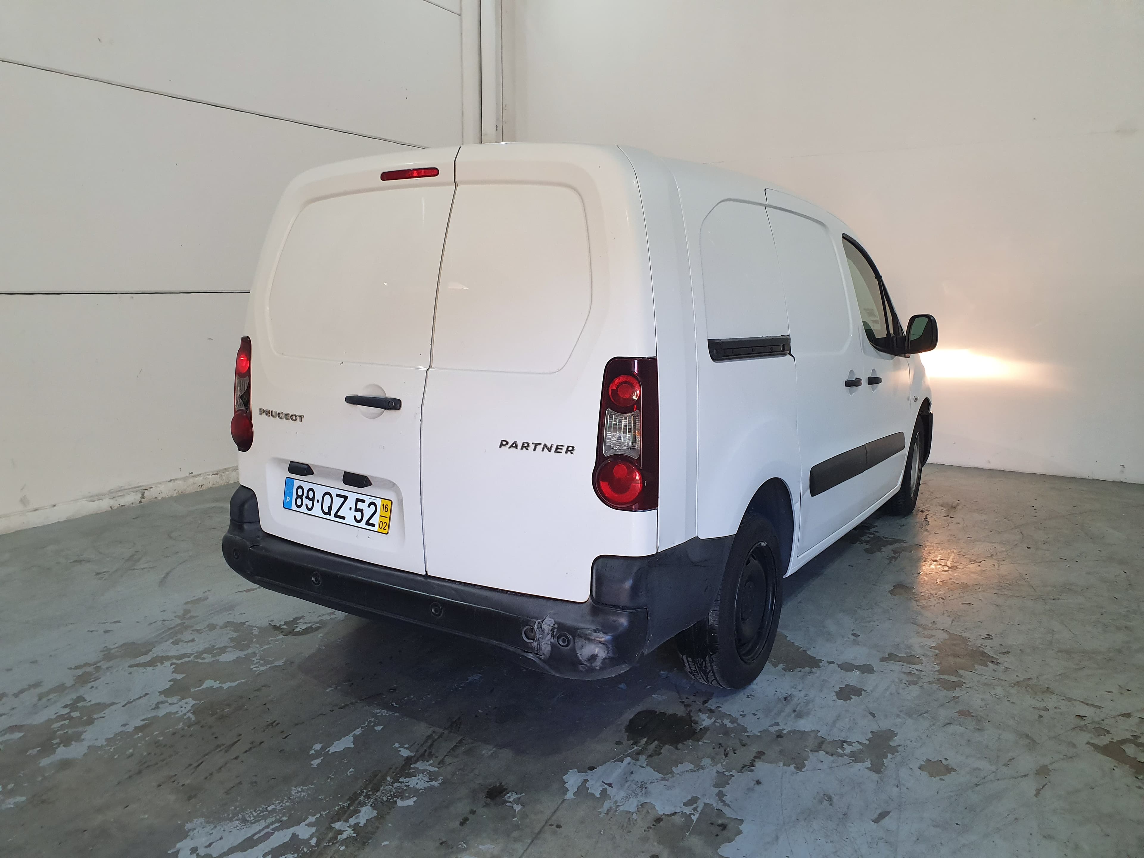 Peugeot Partner · Ano 2016 — imagem 5