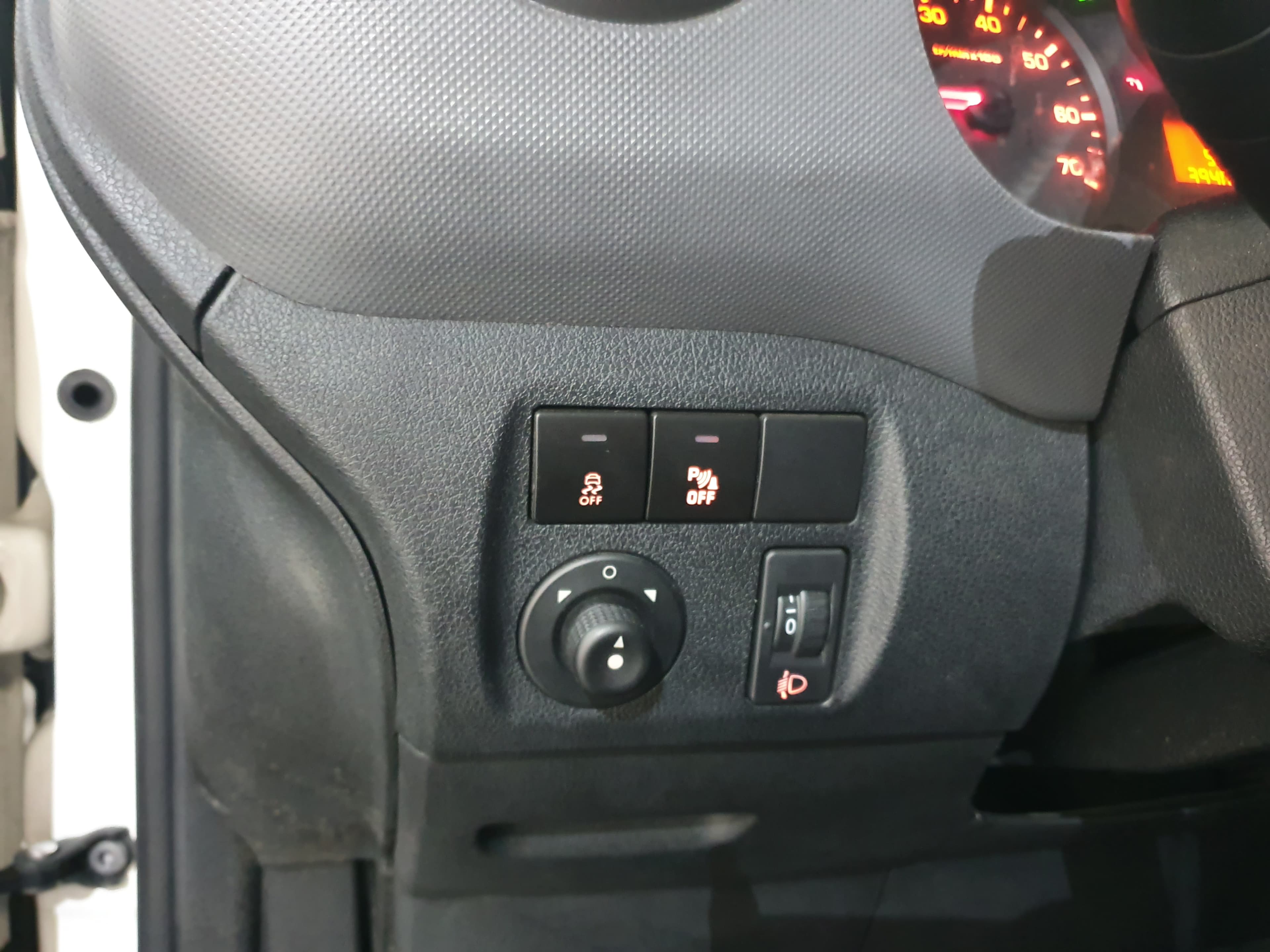 Peugeot Partner · Ano 2016 — imagem 38