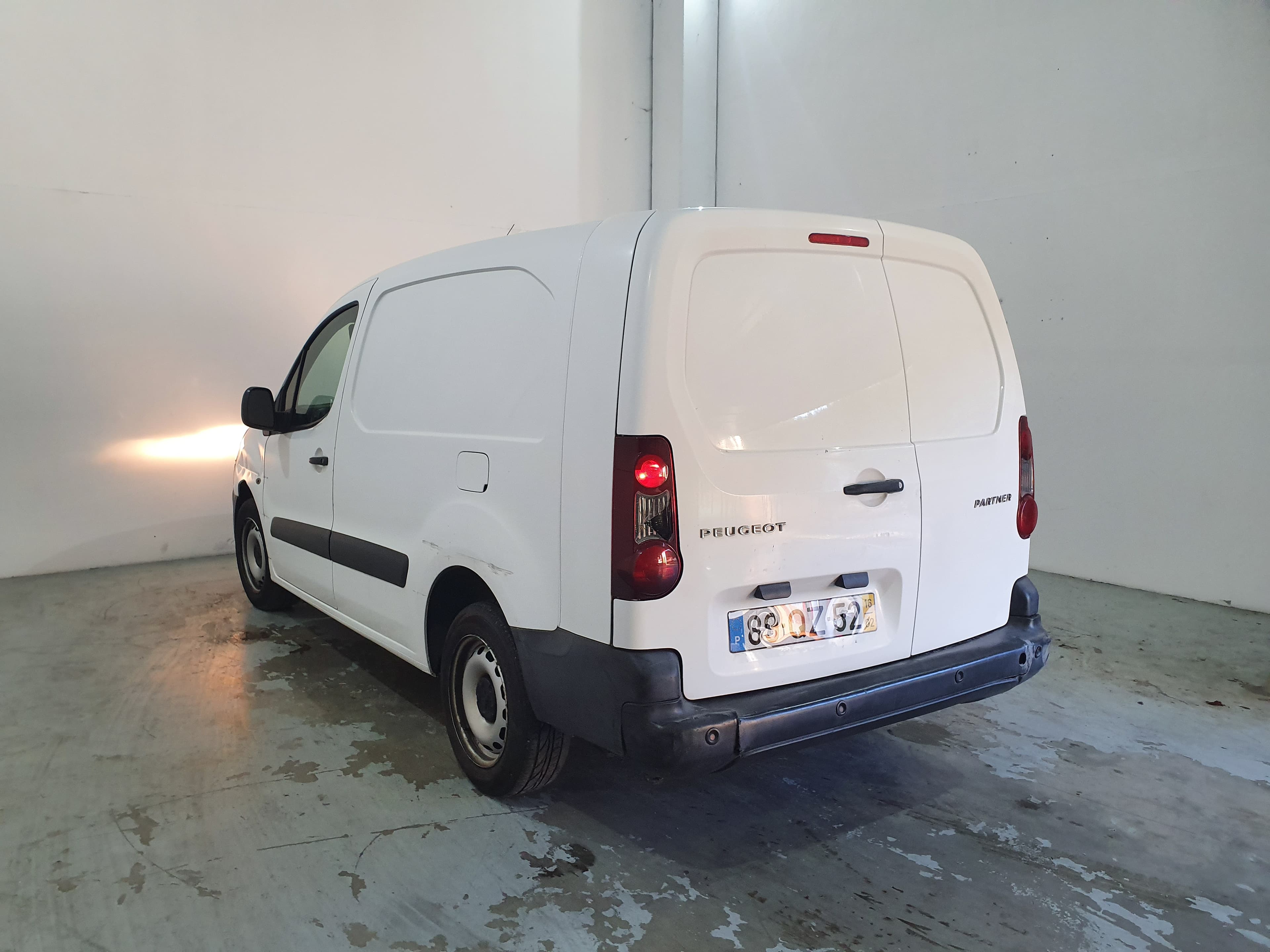 Peugeot Partner · Ano 2016 — imagem 7