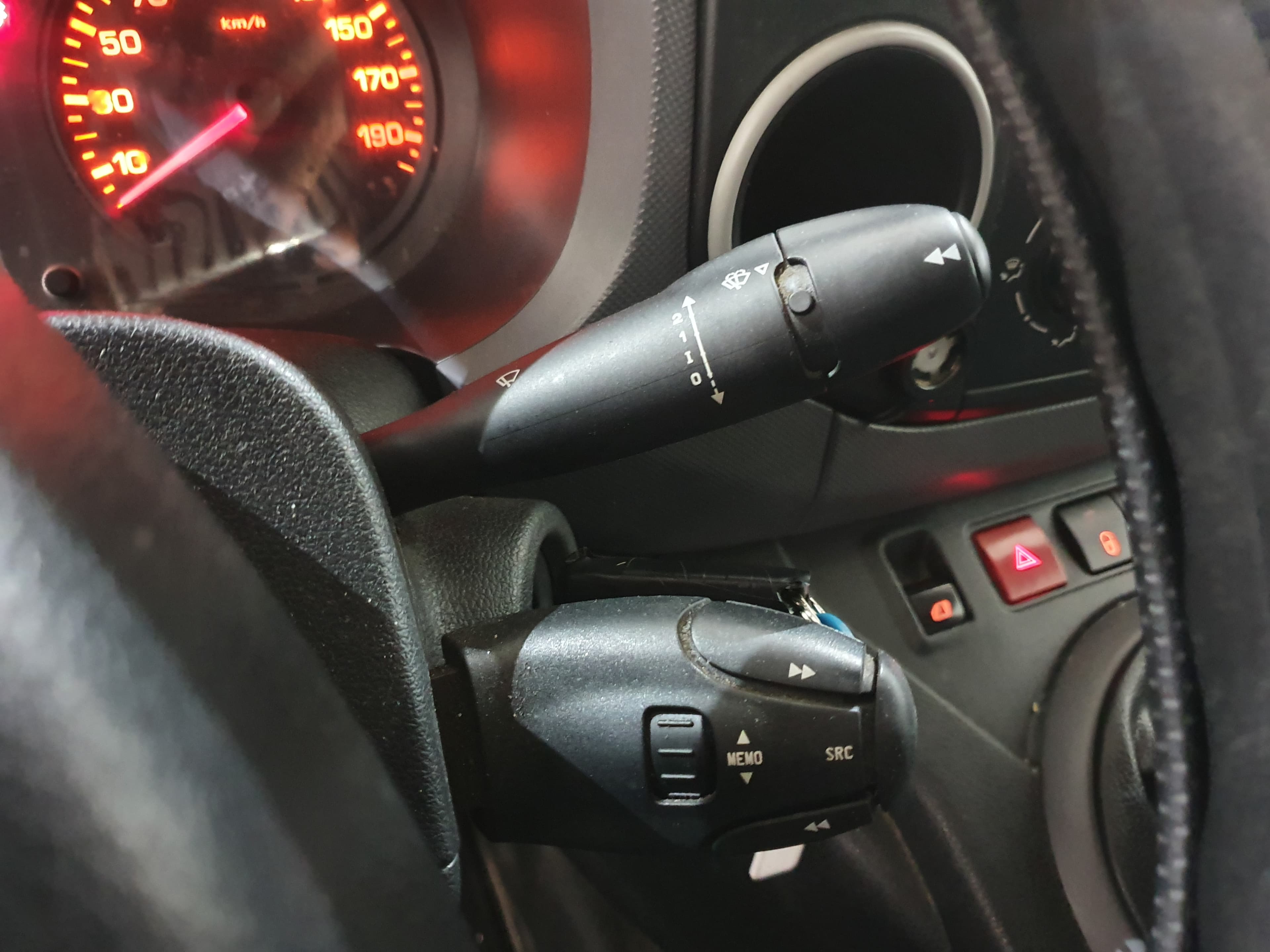 Peugeot Partner · Ano 2016 — imagem 36