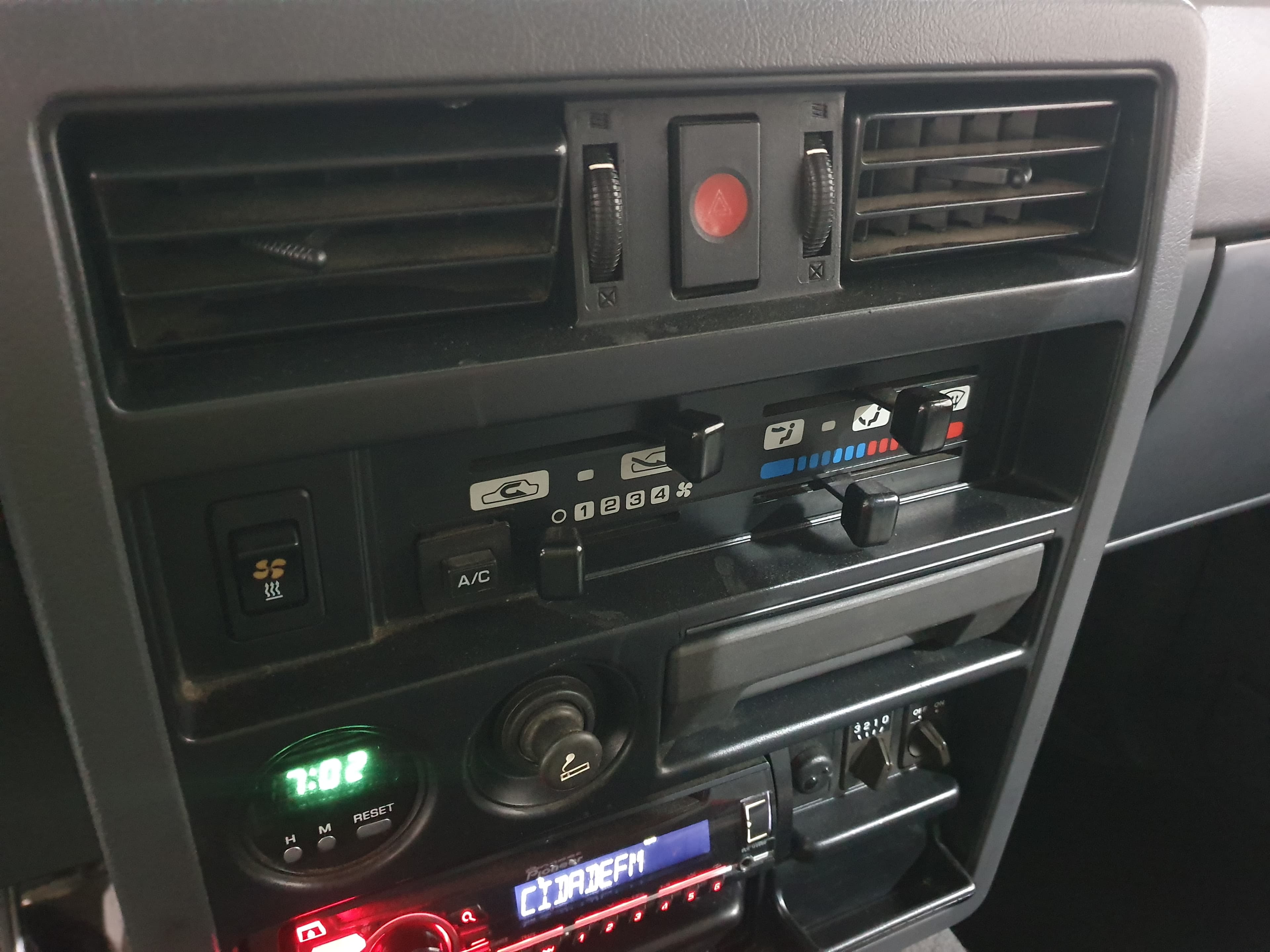 Nissan Patrol 2.8 GR Curto 4x4 · Ano 1994 — image 17