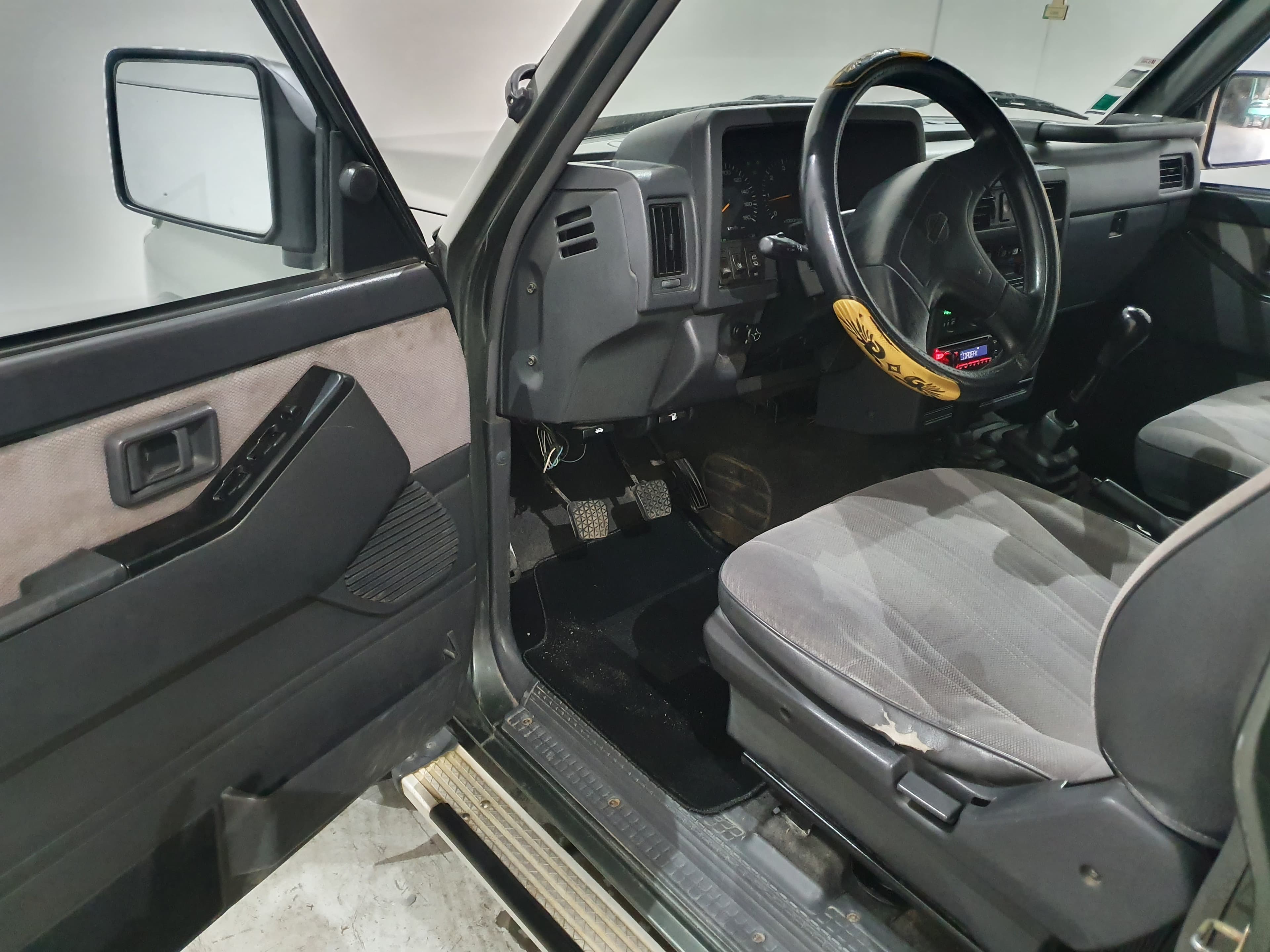 Nissan Patrol 2.8 GR Curto 4x4 · Ano 1994 — image 27