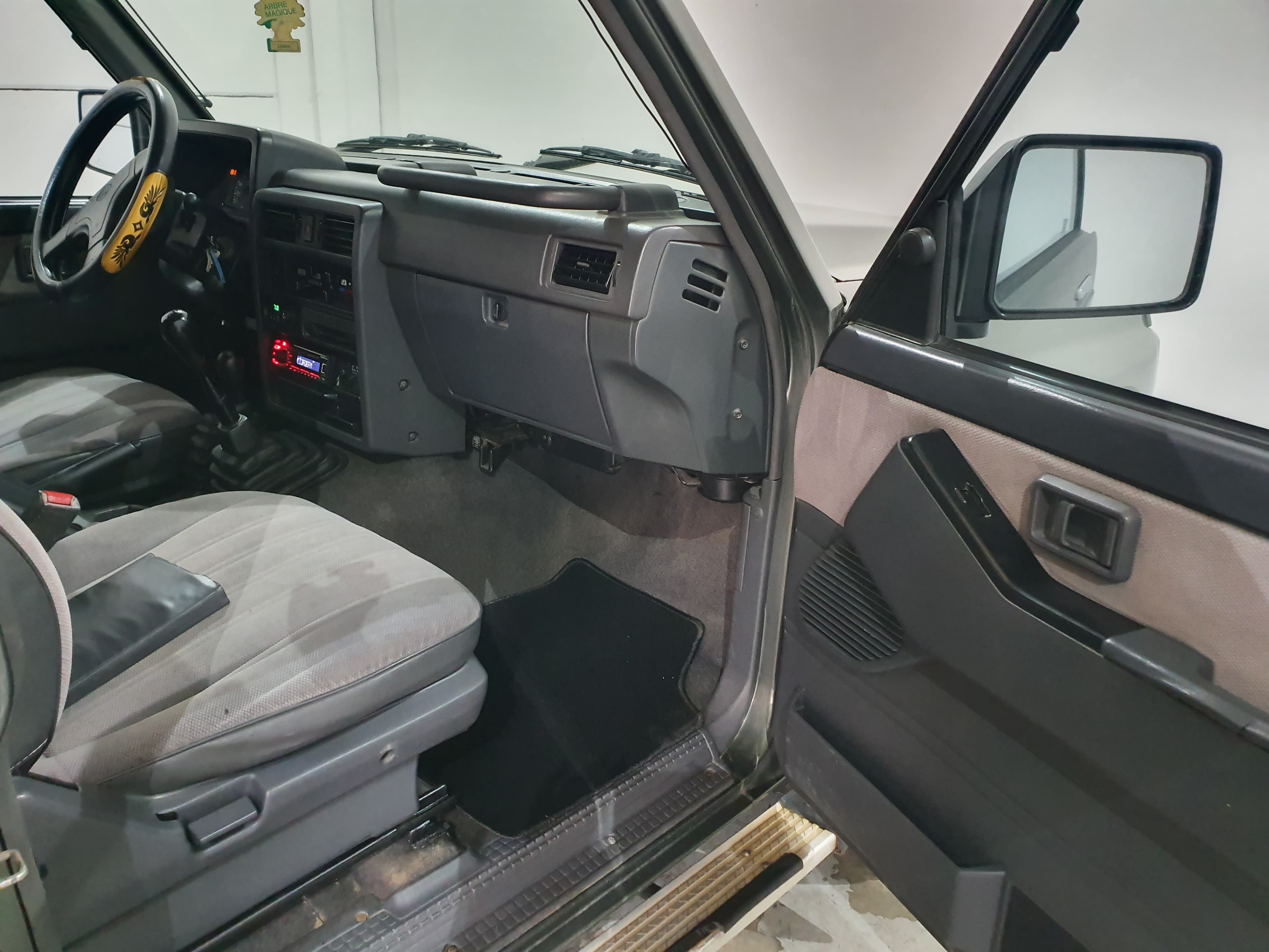 Nissan Patrol 2.8 GR Curto 4x4 · Ano 1994 — image 24