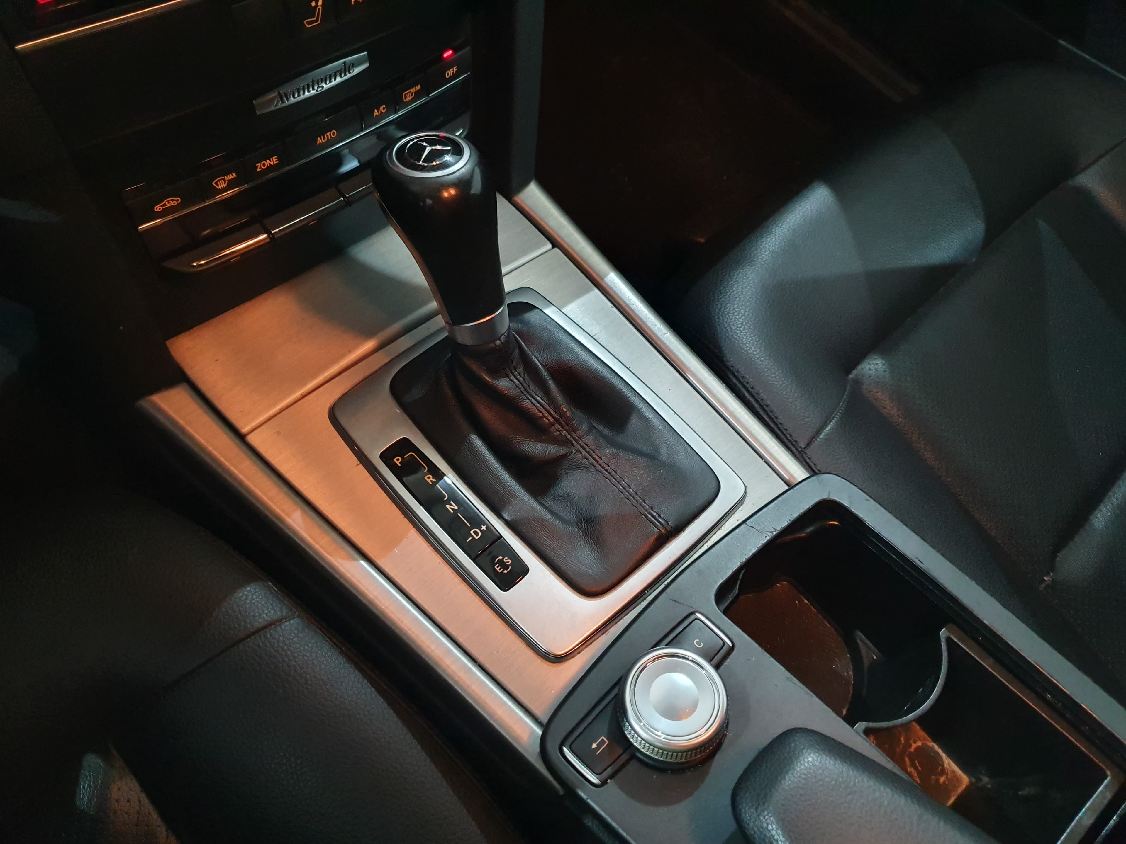 Mercedes-Benz E 250 CDI · Ano 2010 — imagem 35