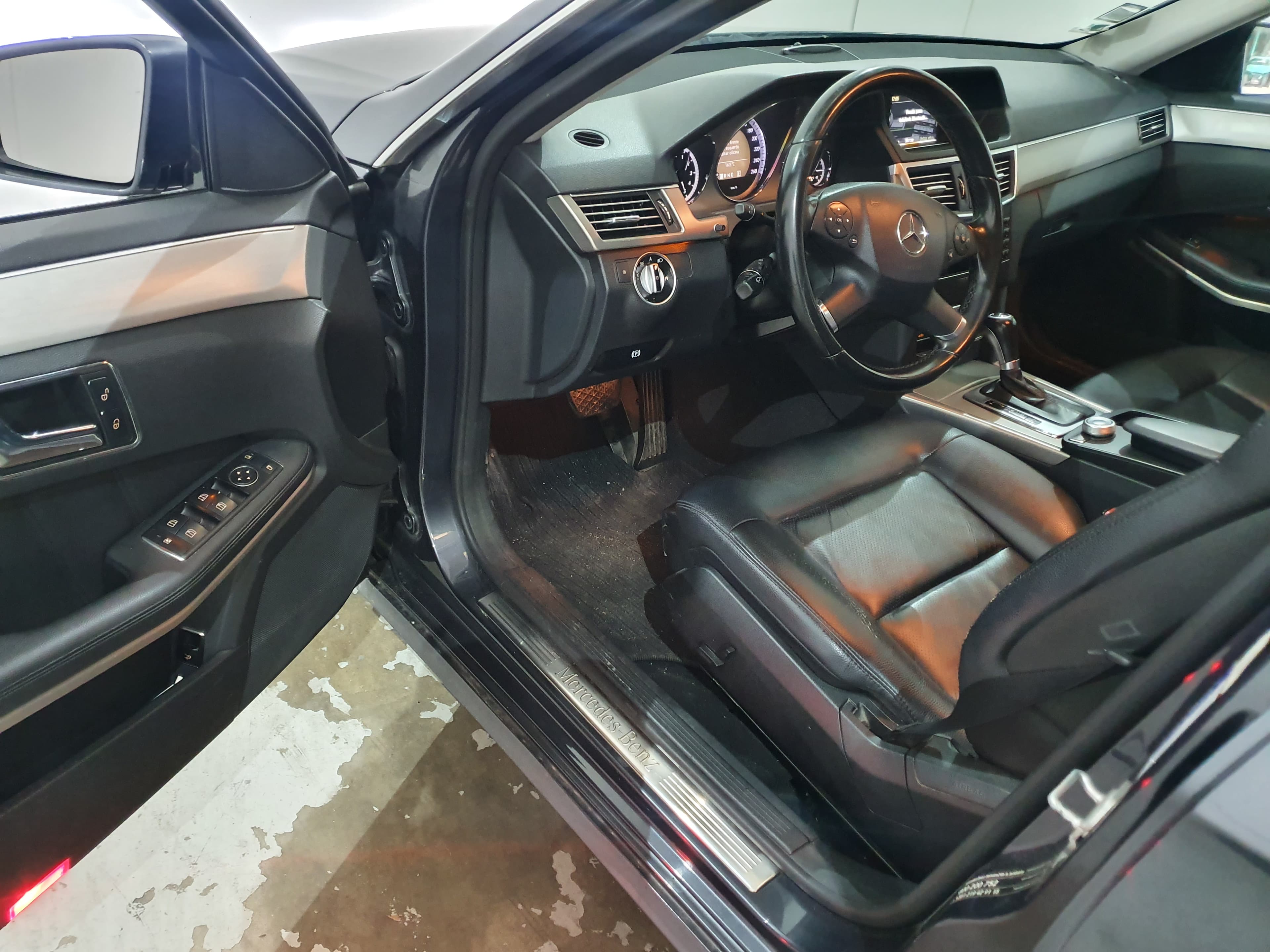 Mercedes-Benz E 250 CDI · Ano 2010 — imagem 25