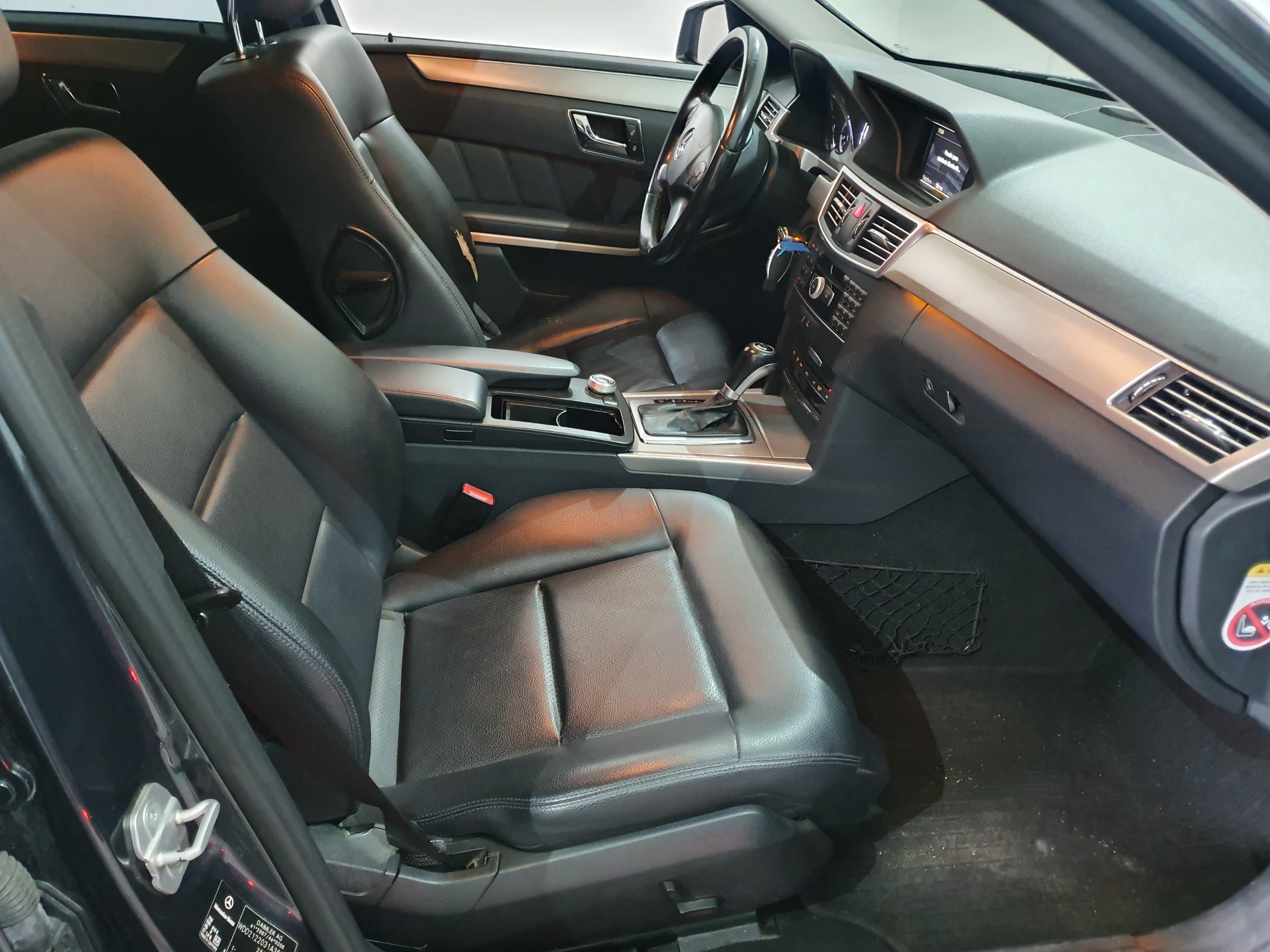 Mercedes-Benz E 250 CDI · Ano 2010 — imagem 24