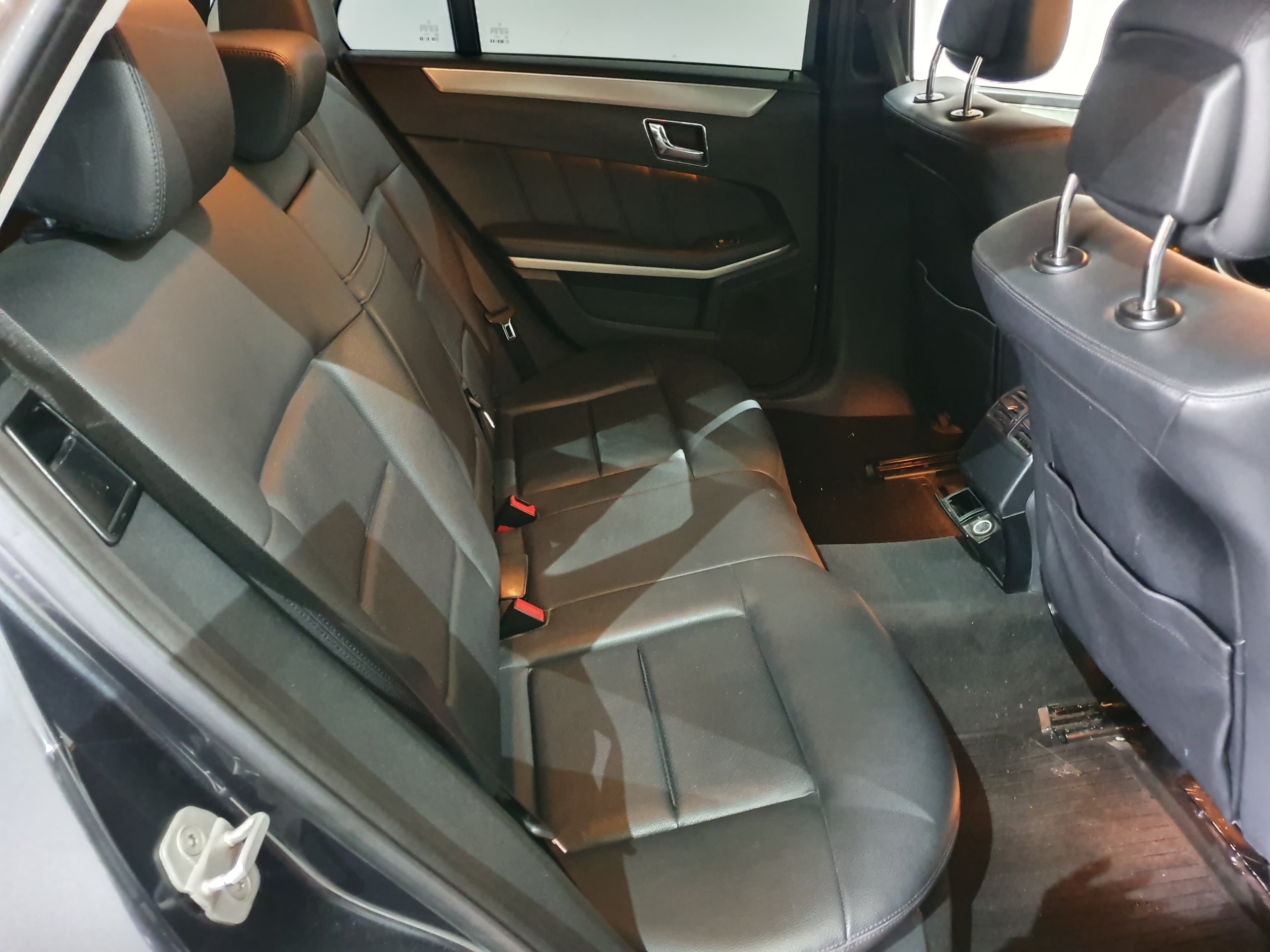 Mercedes-Benz E 250 CDI · Ano 2010 — imagem 21