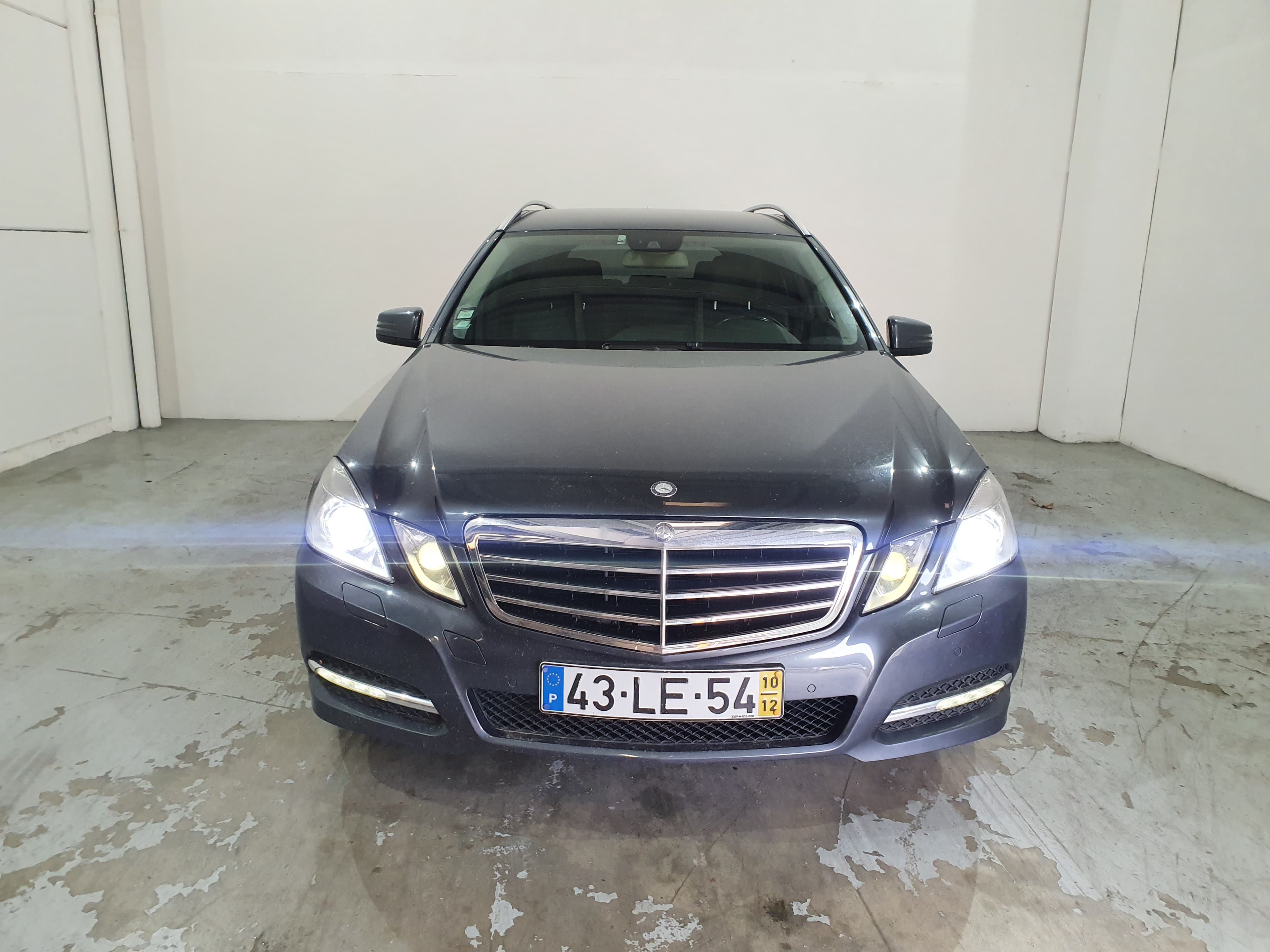 Mercedes-Benz E 250 CDI · Ano 2010 — imagem 2