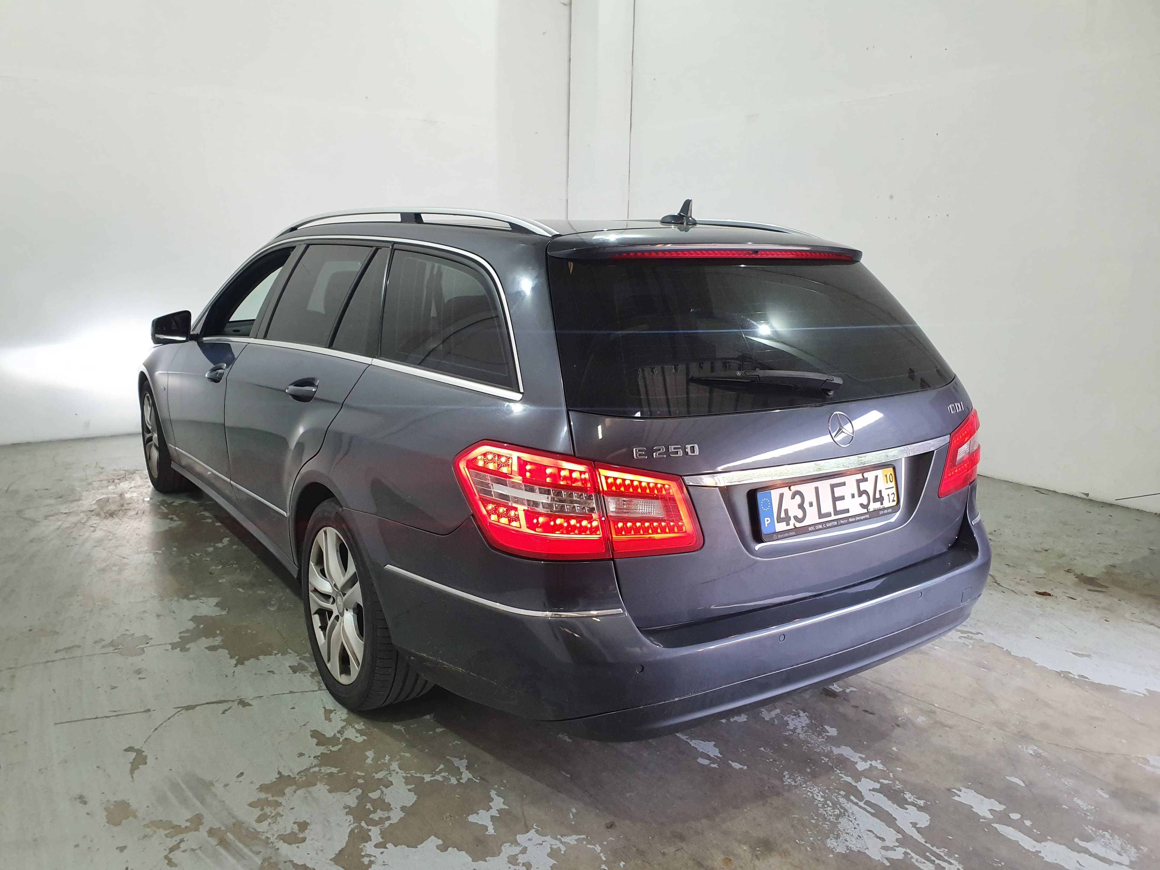 Mercedes-Benz E 250 CDI · Ano 2010 — imagem 5