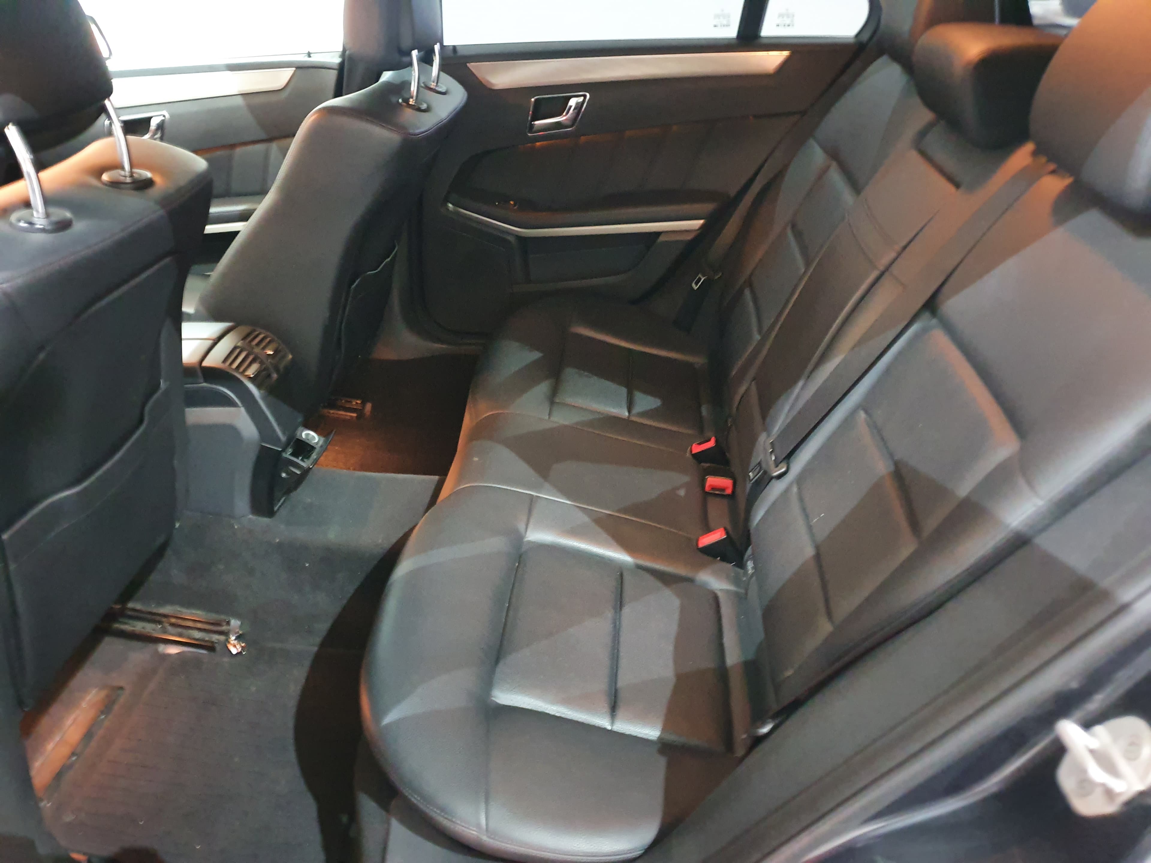 Mercedes-Benz E 250 CDI · Ano 2010 — imagem 32