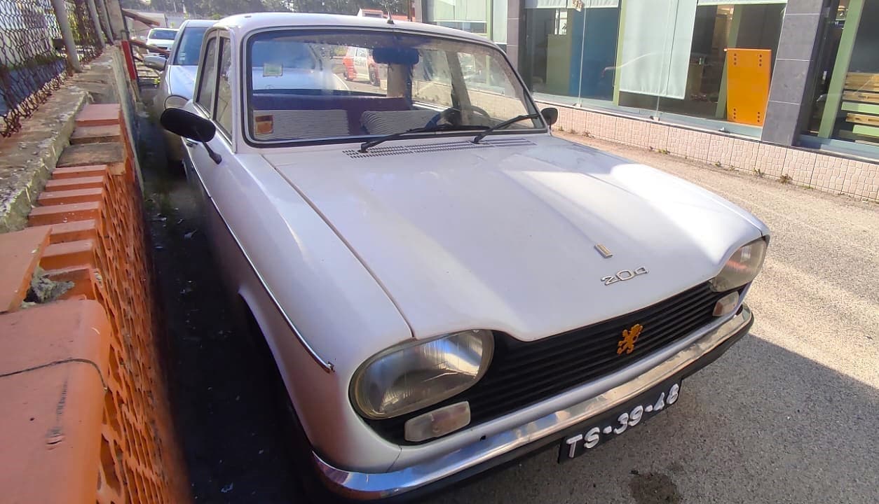 Peugeot 204 · Ano 1971 — imagen 3
