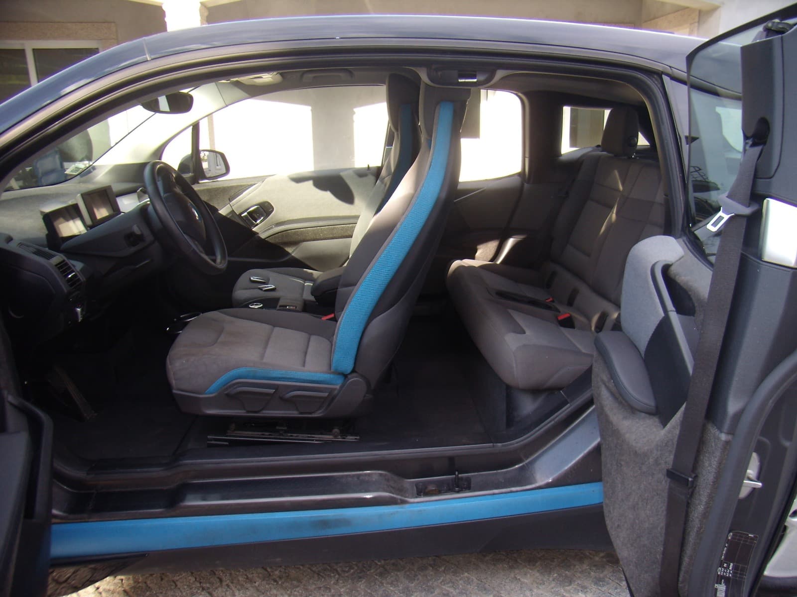 BMW i3 REX · Ano 2017 — image 4
