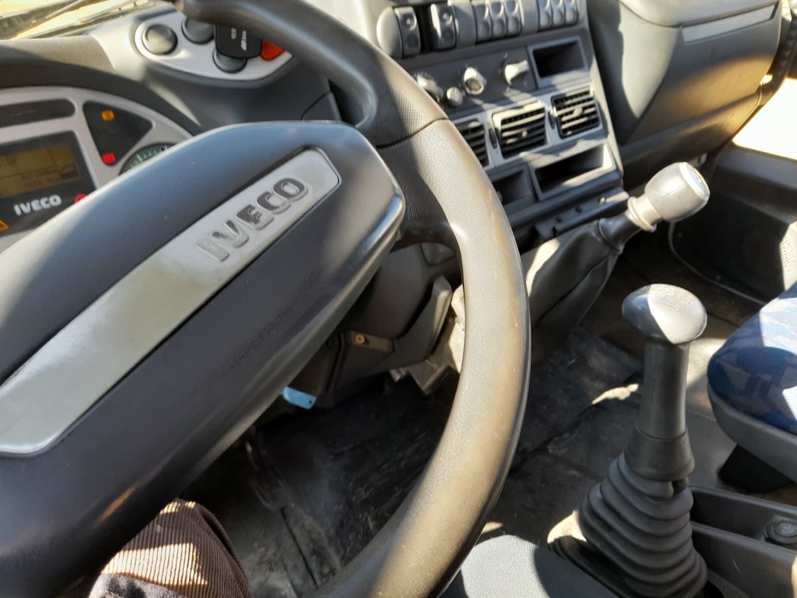 Pronto Socorro Iveco Eurocargo 120E18 — imagem 11