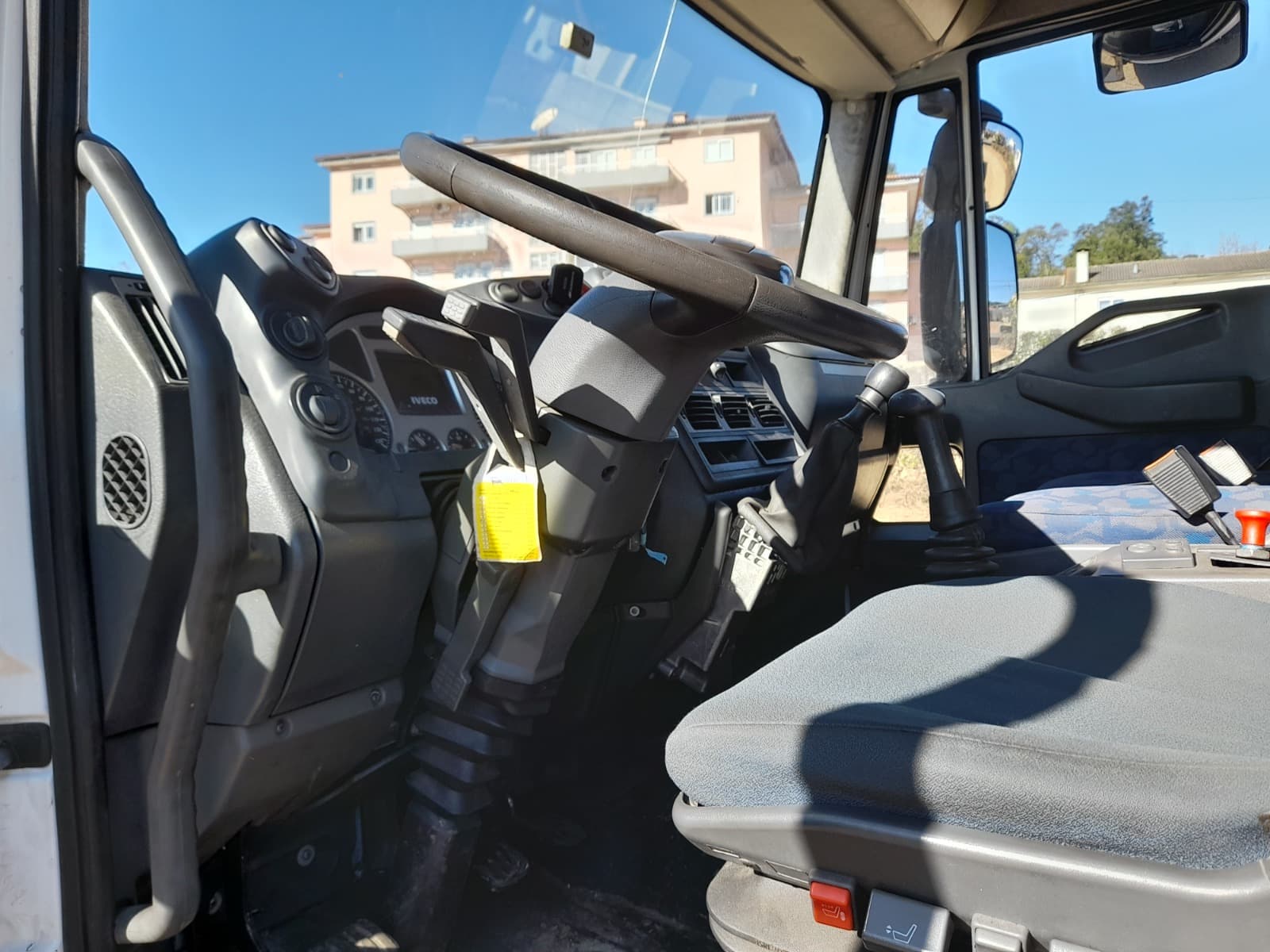 Pronto Socorro Iveco Eurocargo 120E18 — imagem 9