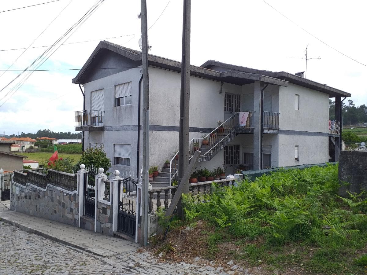 Quinhão Hereditário · Trofa — imagen 2