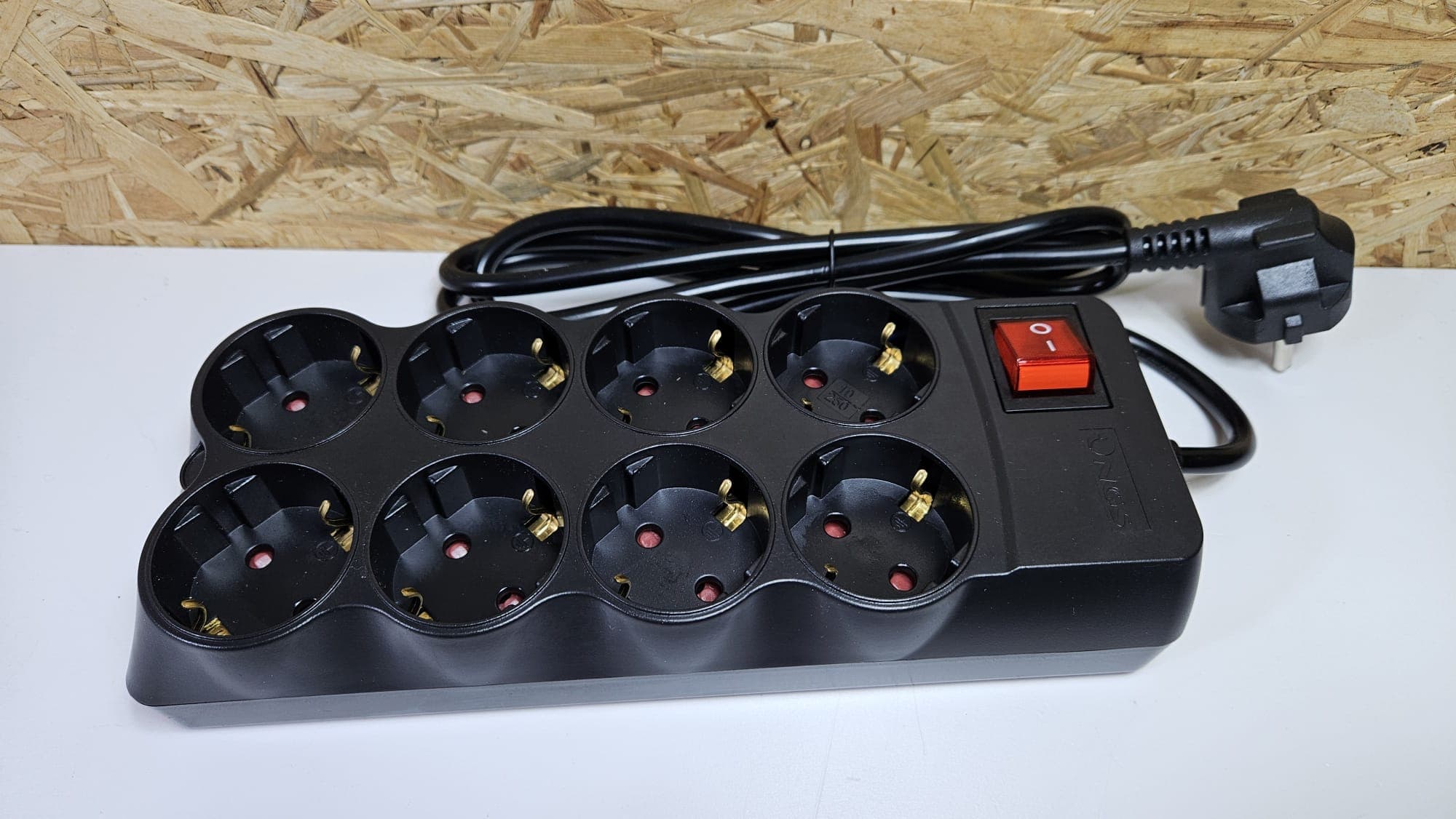 Tomada Elétrica Schuko — imagem 2