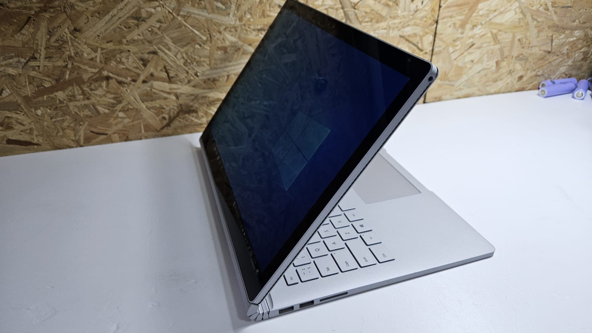 Portátil 2 em 1 Microsoft Surface Book — imagem 9