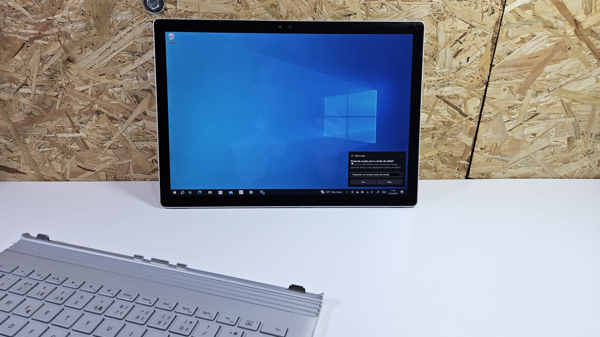 Portátil 2 em 1 Microsoft Surface Book — imagem 3