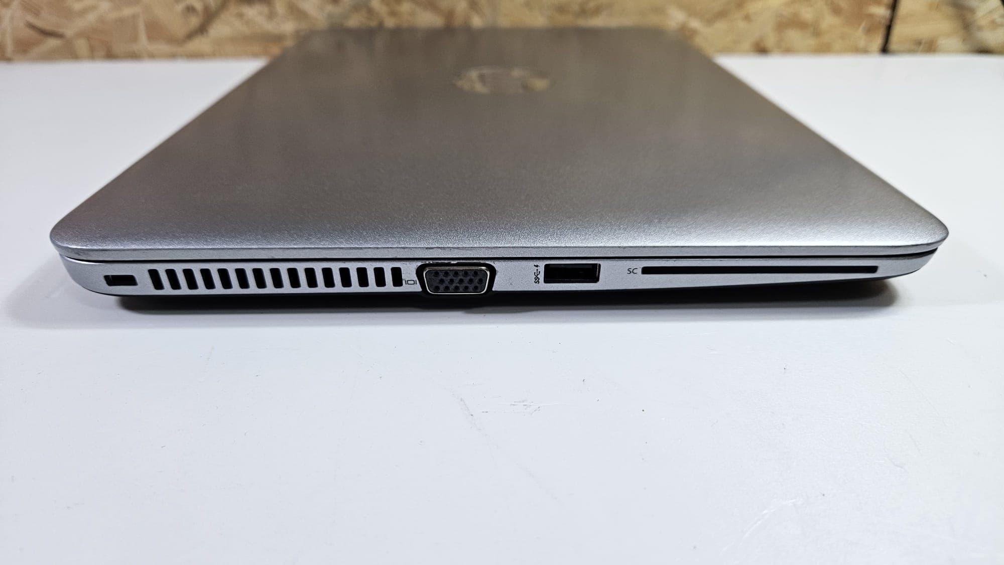 Portátil HP EliteBook 820 G4 — image 5