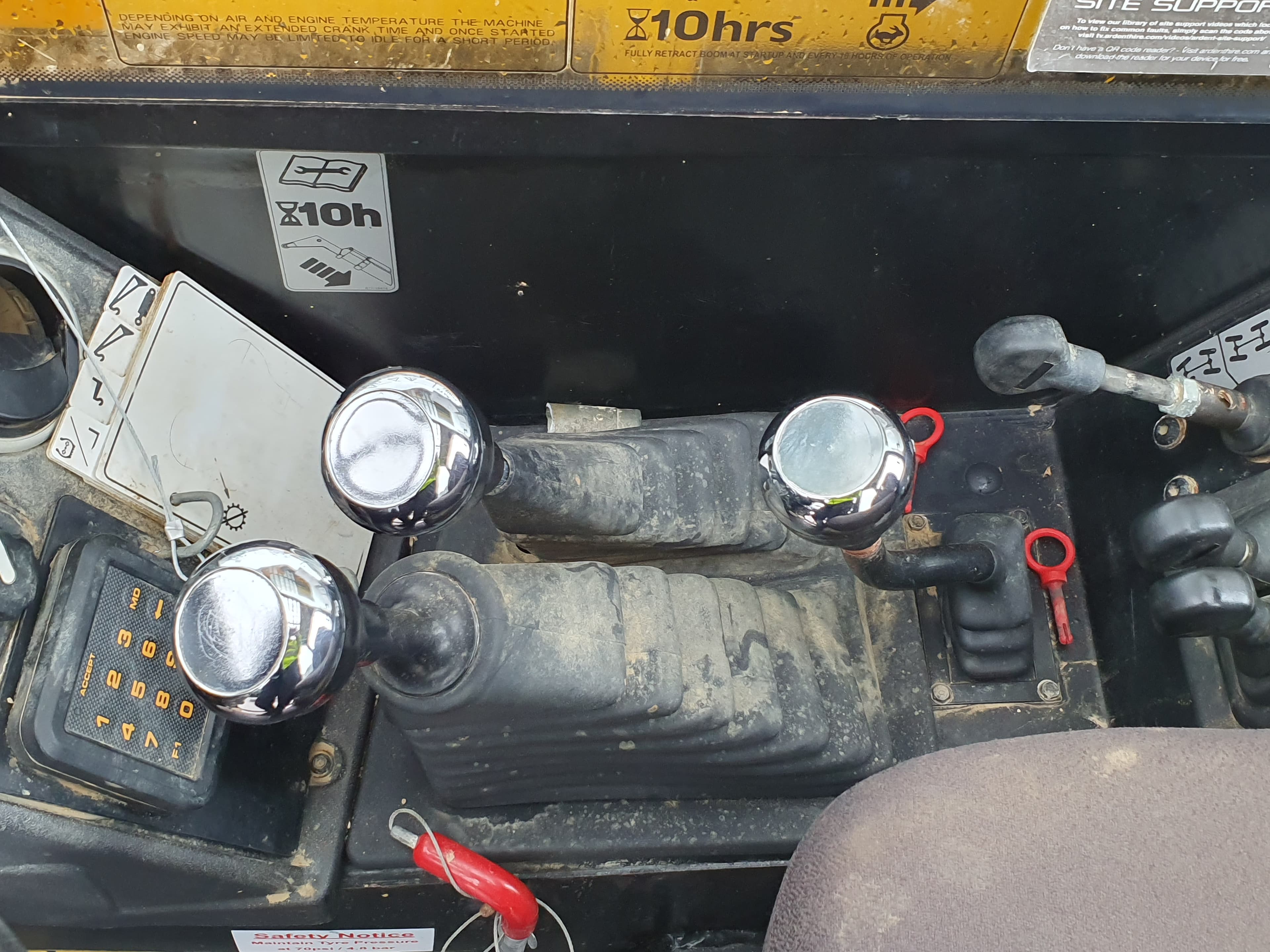 Empilhador Telescópico JCB 540V140 · Ano 2018 — imagen 16
