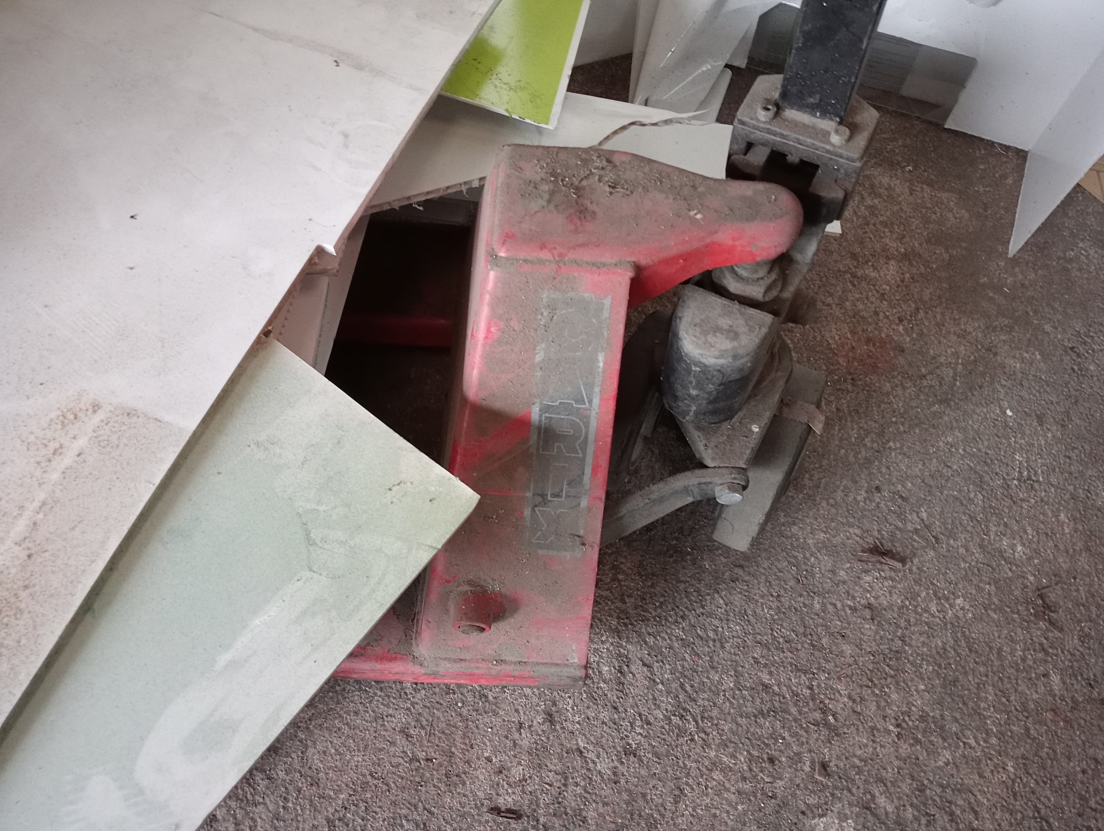 CNC de corte · Máquina de transferes · Máquina de ilhoses — imagen 9